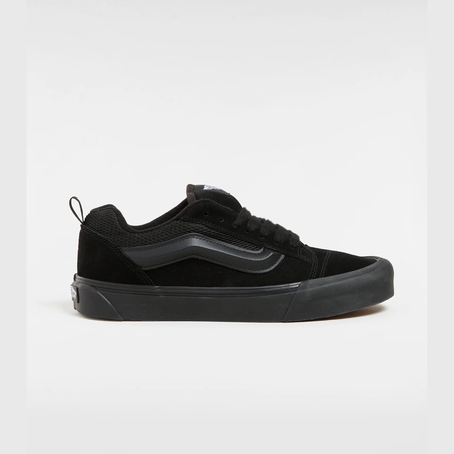 vans-knu-skool-black/black-vn0009qcbka1-1