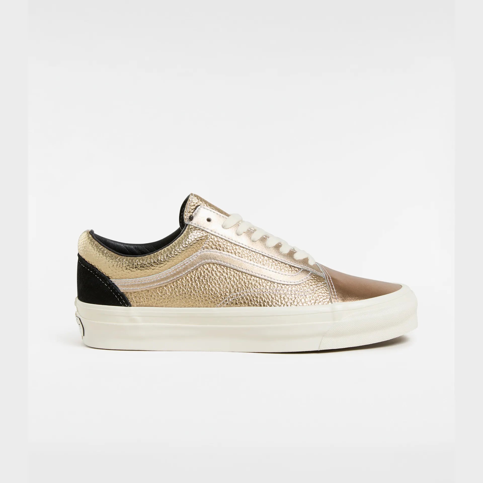 vans-lx-old-skool-lx-precious-medals-bronze-vn000cngb0z1-1