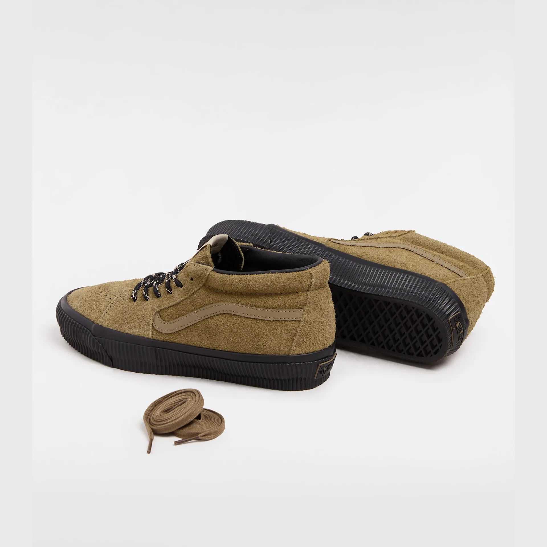 vans-lx-sk8-mid-reissue-83-lx-creep-gothic-olive-vn000cqqcuq1-3