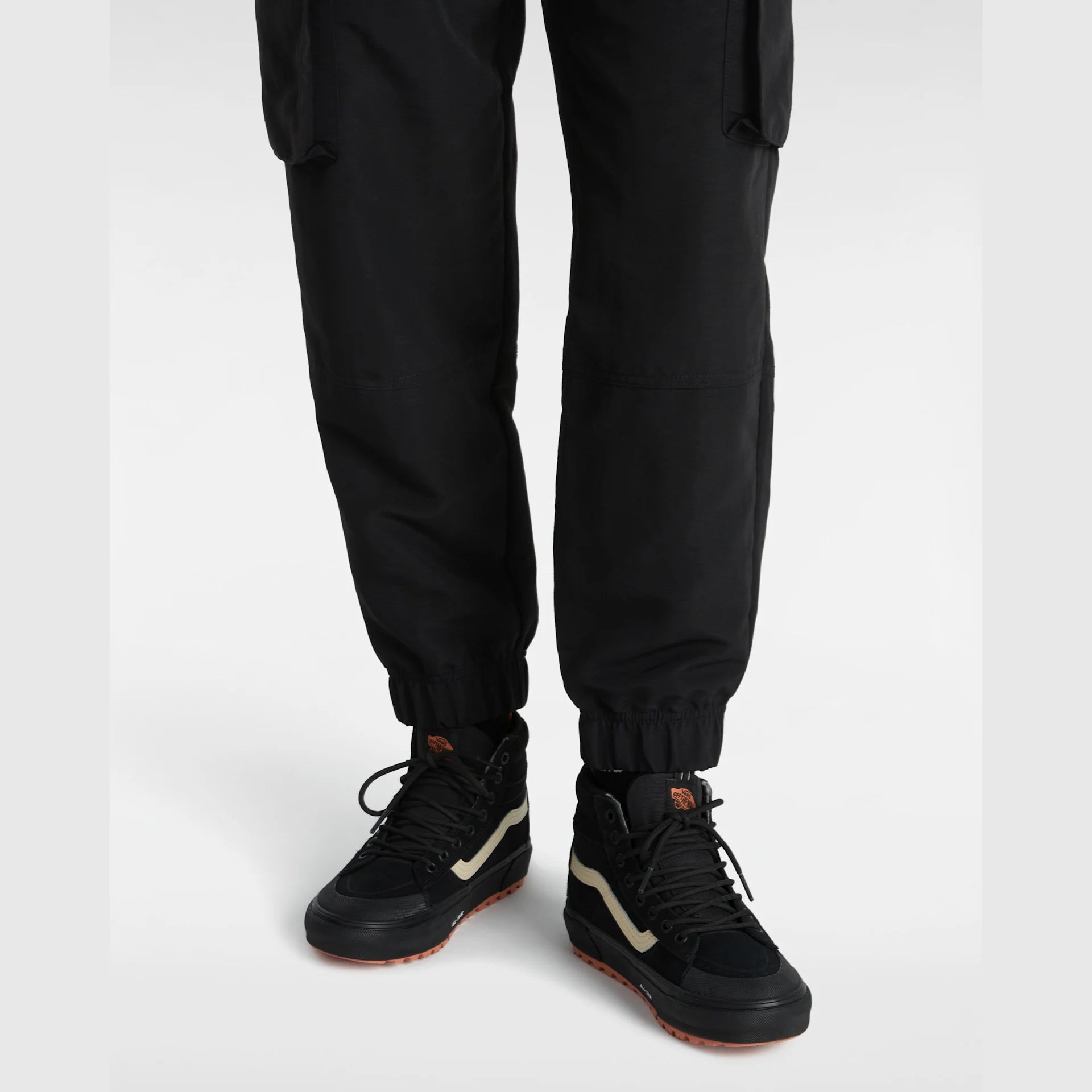 vans-mte-sk8-hi-waterproof-black-vn000cvtblk1-5