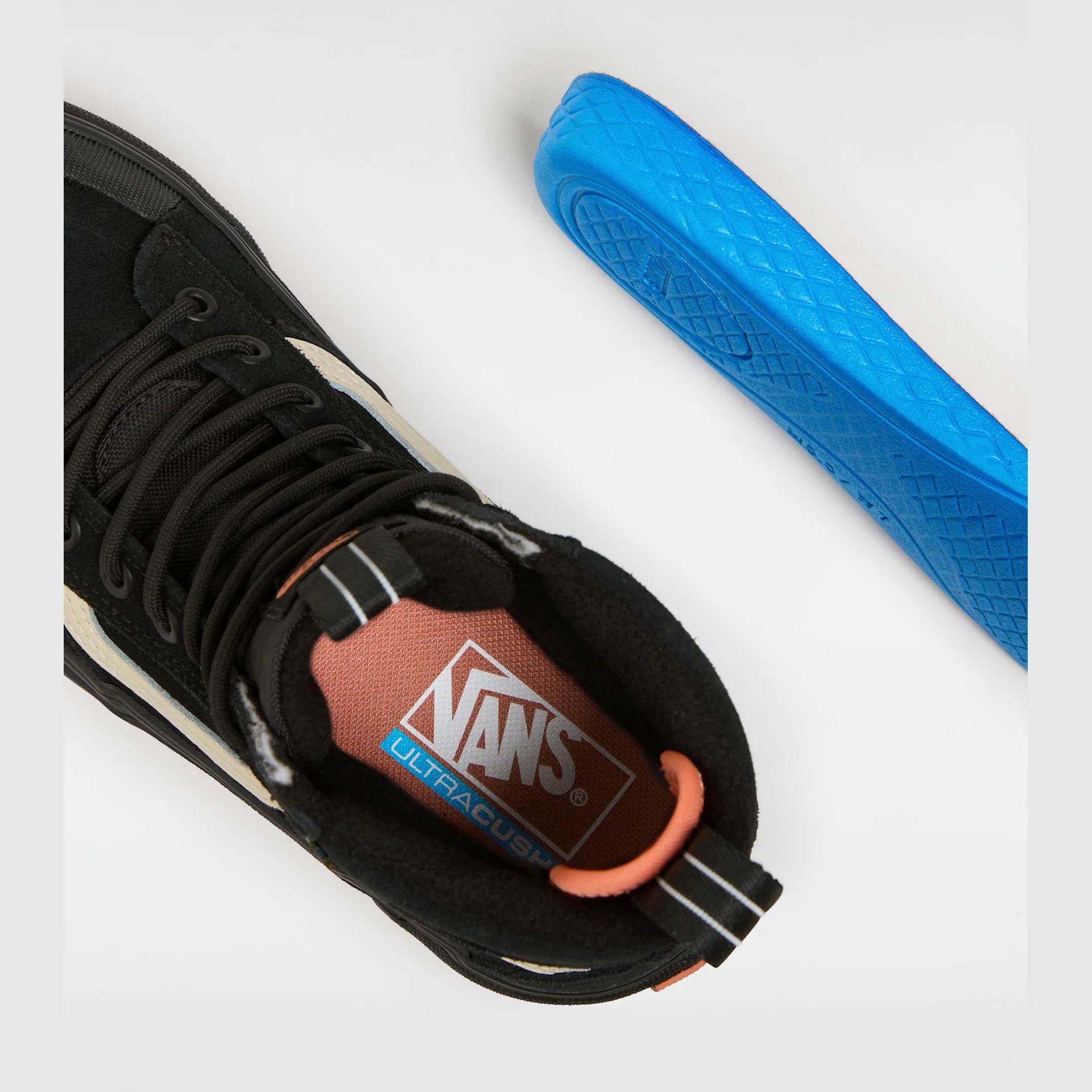 vans-mte-sk8-hi-waterproof-black-vn000cvtblk1-7