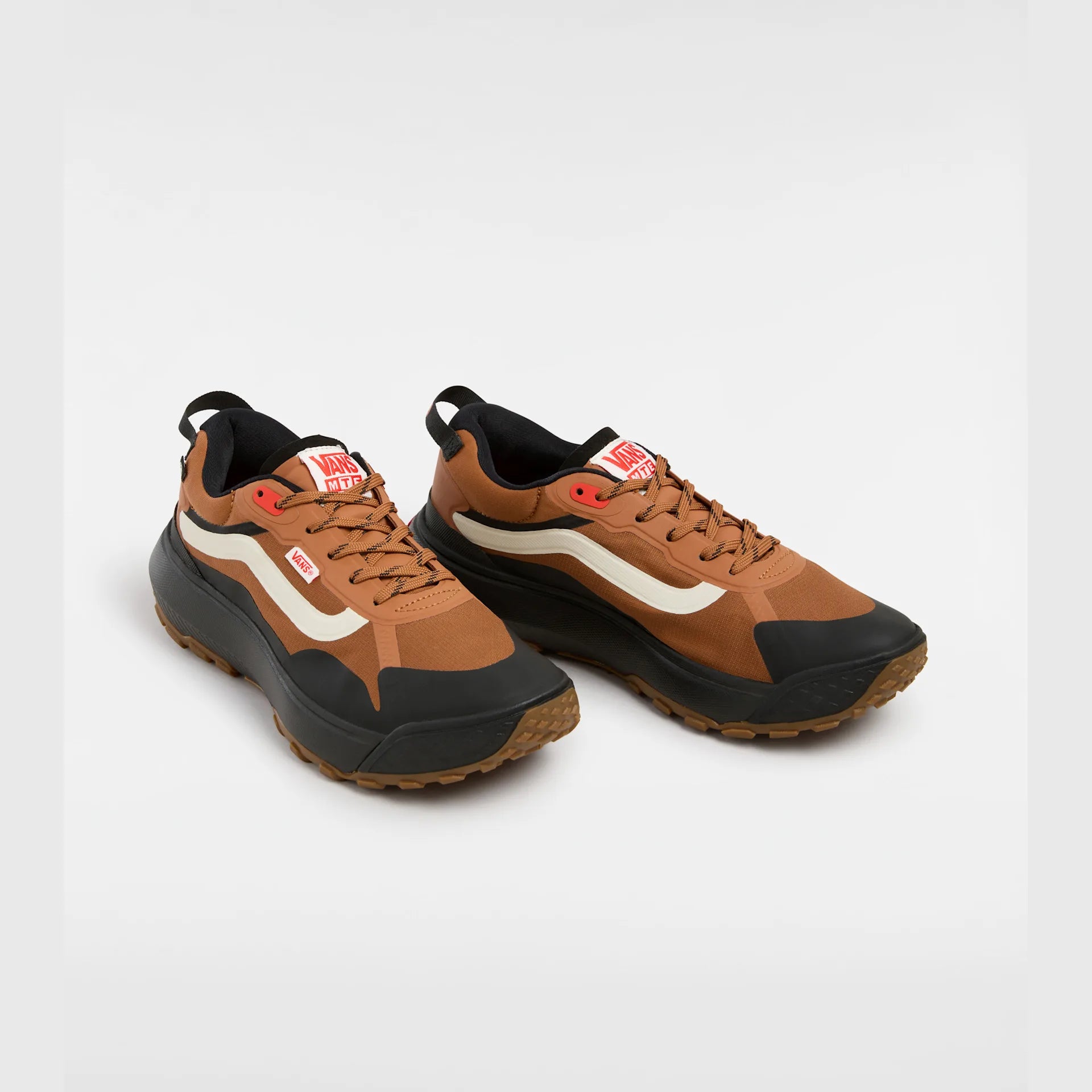 vans-mte-crosspath-glazed-ginger-vn000cvun1z1-2