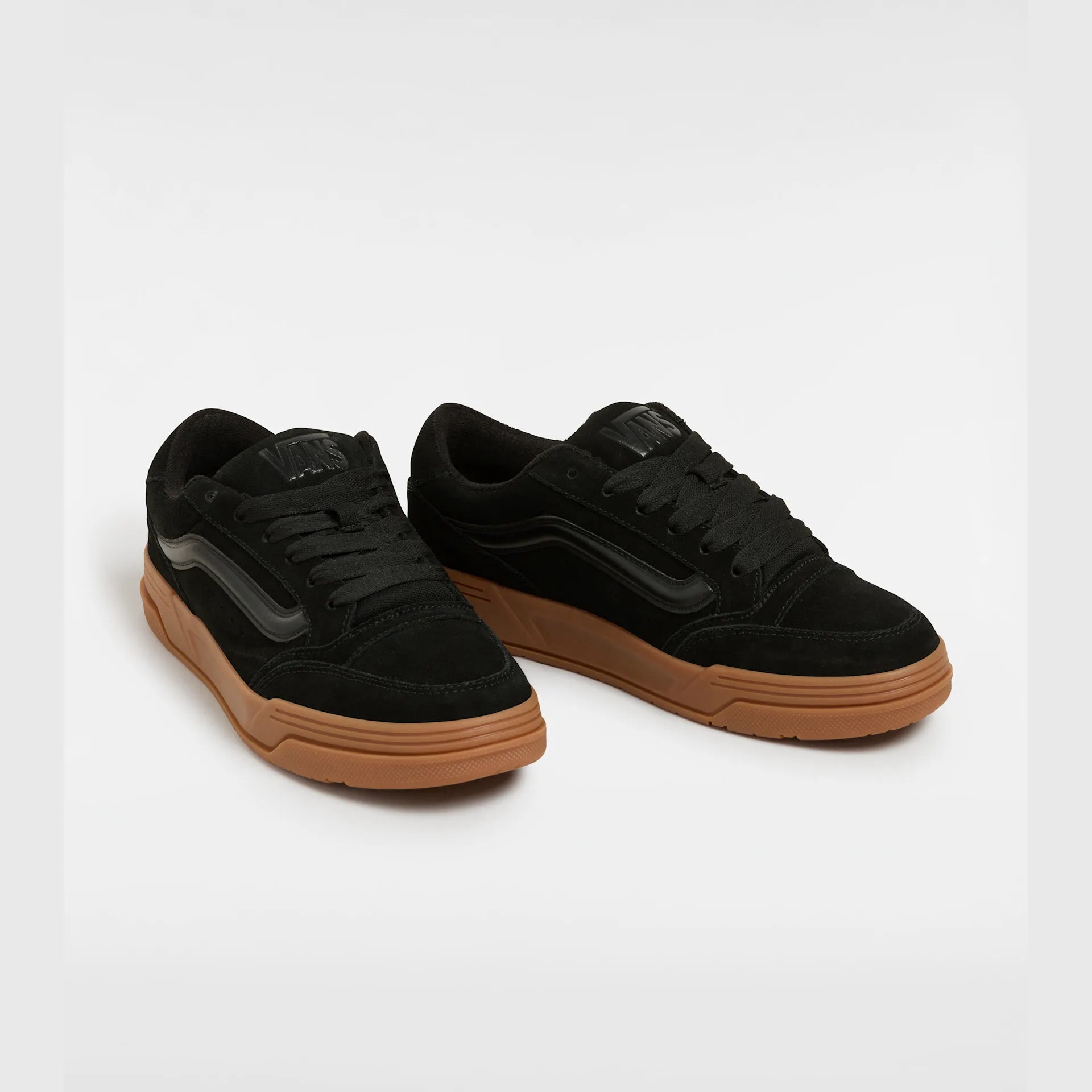 vans-hylane-black/gum-vn000d26b9m1-2