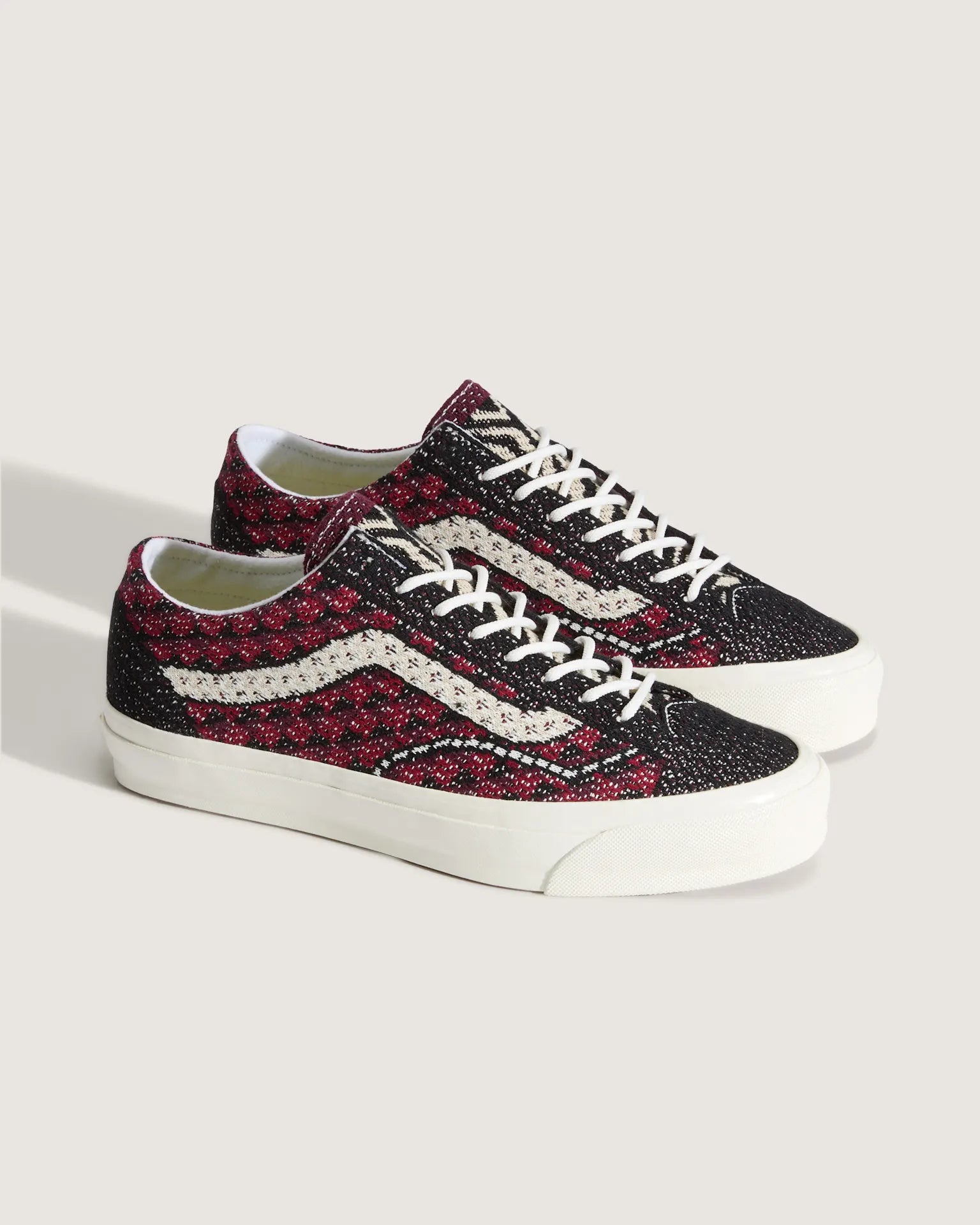 vans-lx-old-skool-36-ek-geo-check-bordeaux-vn000efkbrd1-2