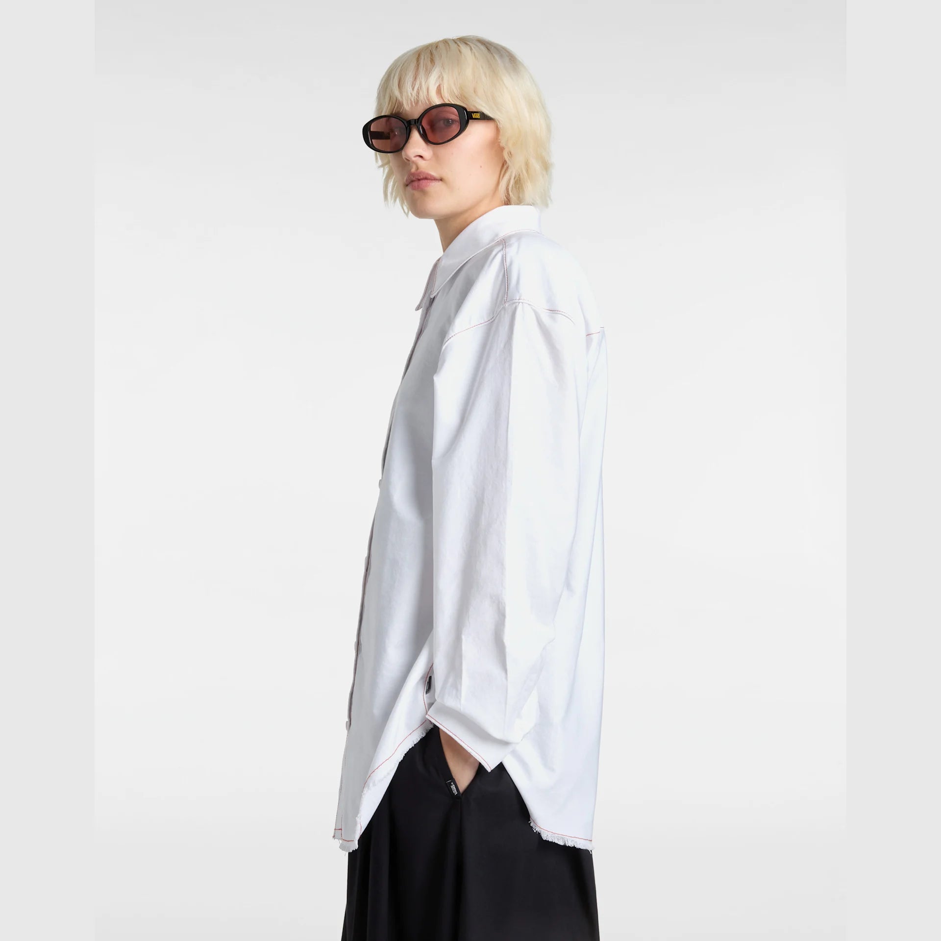 vans-gillian-graphic-button-down-white-vn000m9ewht1-5