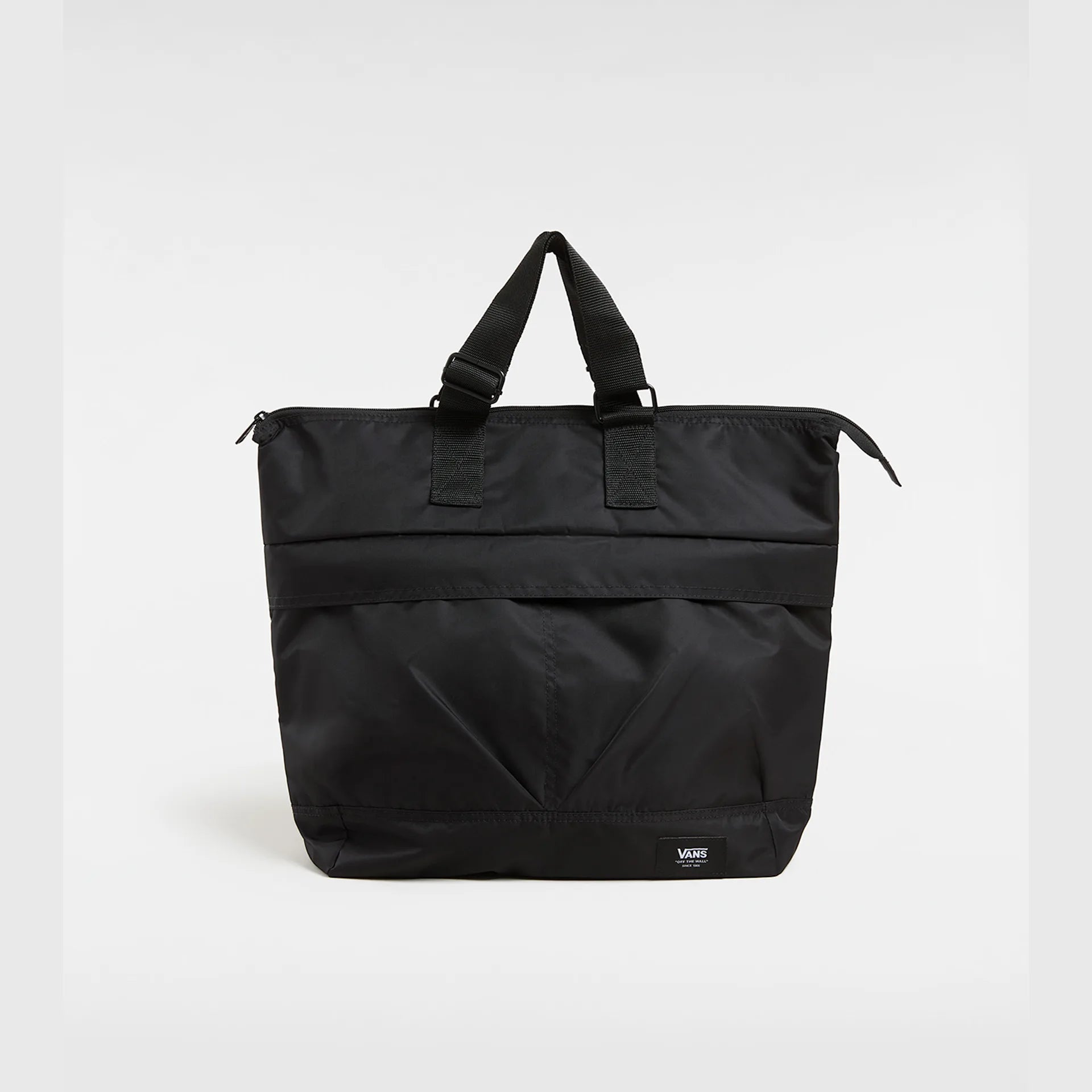 vans-daily-backpack-black-vn000mnnblk1-1
