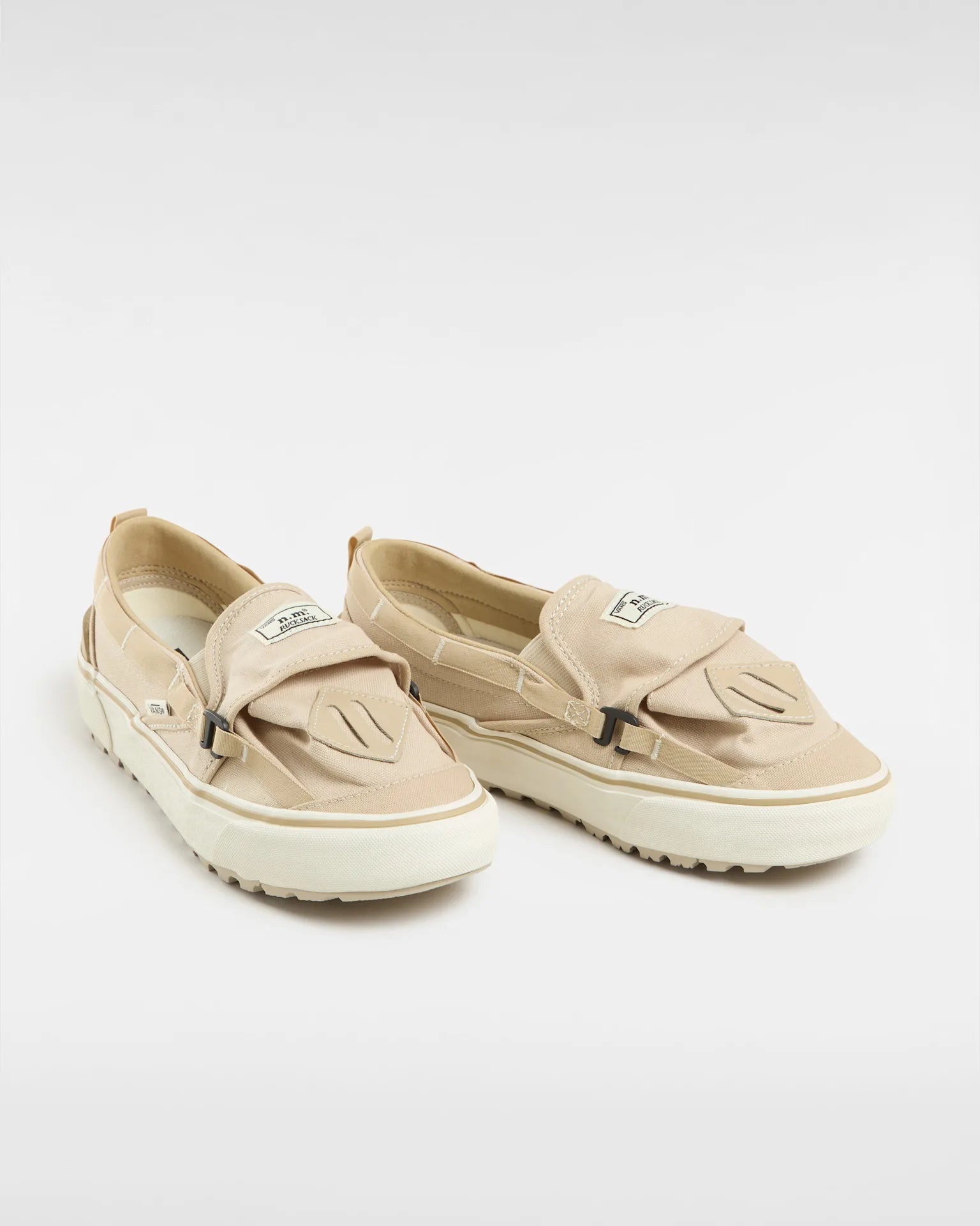 vans-lx-slip-on-mte-rs-nicole-mclaughlin-tan-vn000s99jm91-2