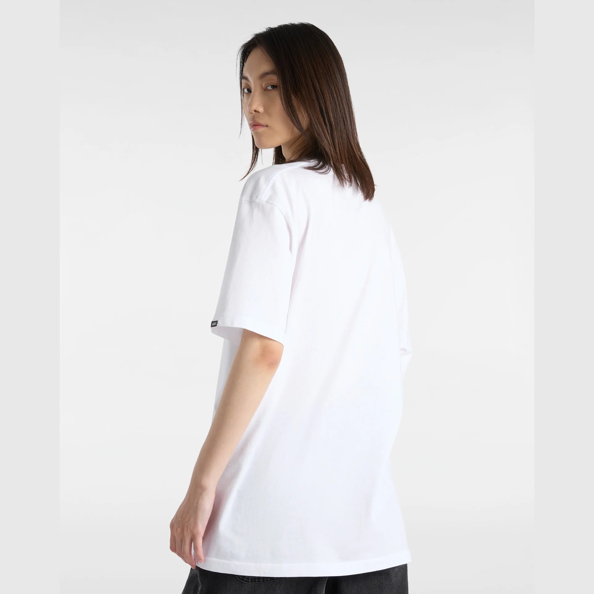 vans-left-chest-logo-tee-white/black-vn0a3czeyb21-8