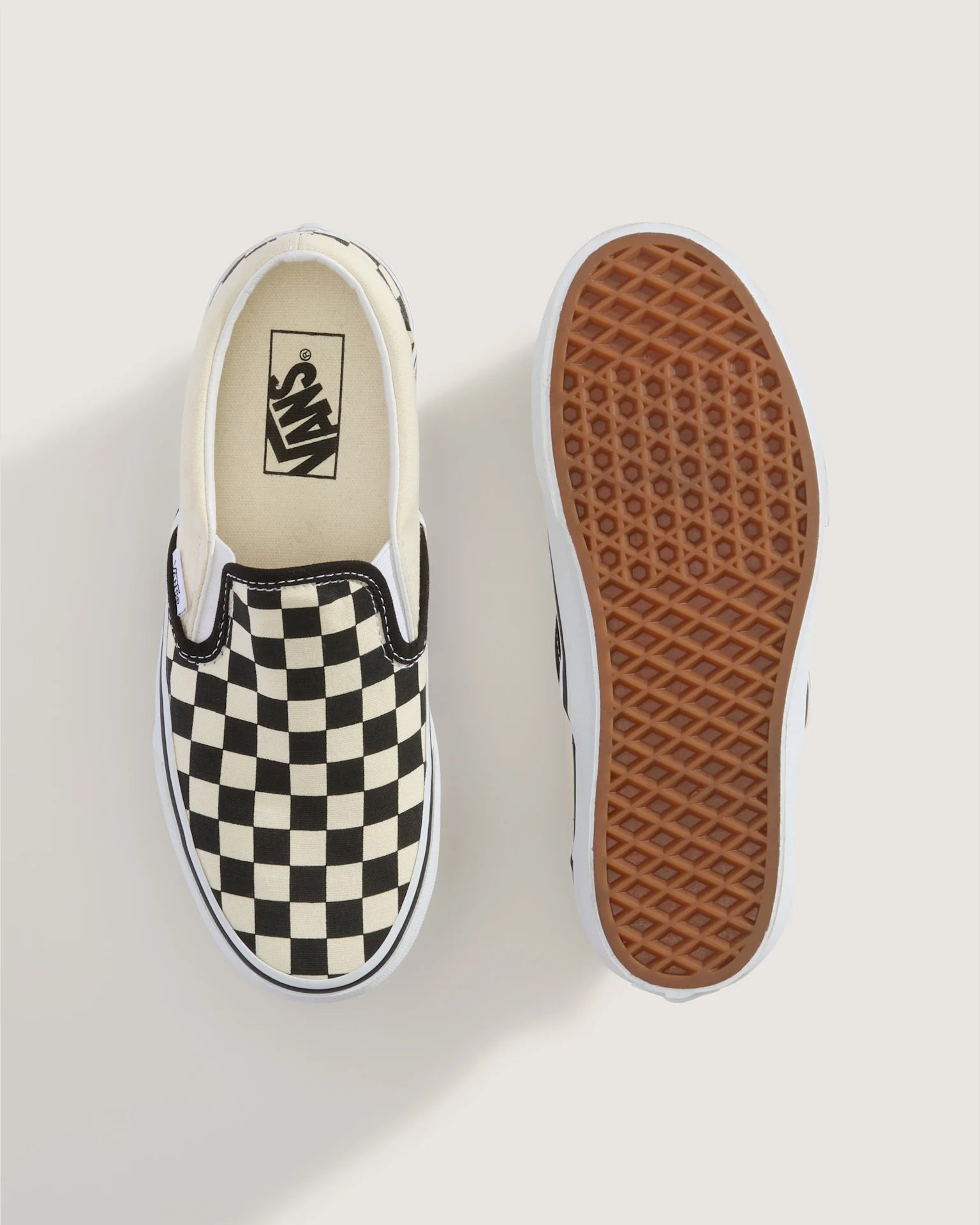 vans-ua-classic-slip-on-platform-blk&whtchckerboard/wht-vn00018ebww1-3