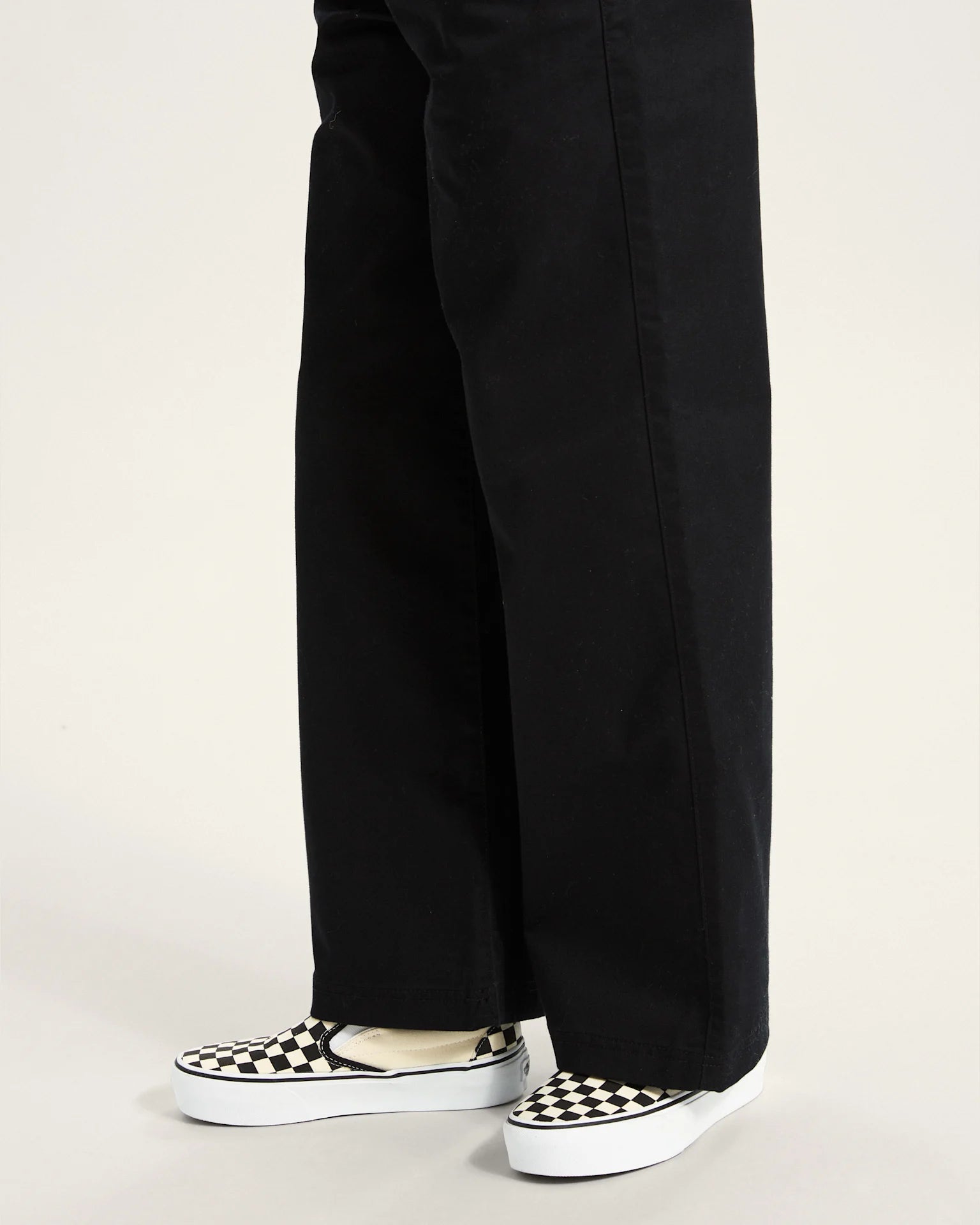 vans-ua-classic-slip-on-platform-blk&whtchckerboard/wht-vn00018ebww1-5