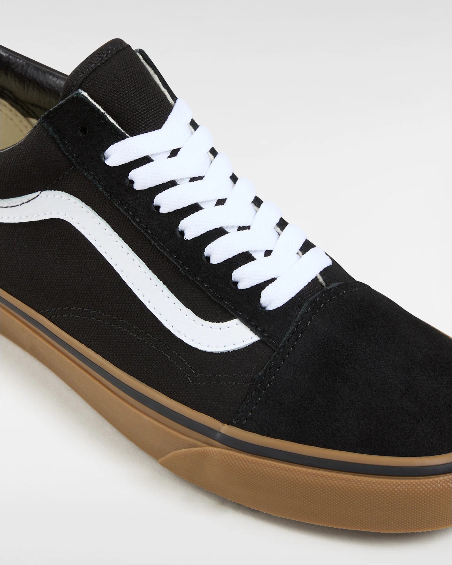 vans-ua-old-skool-(gumsole)black/medium-gum-vn0001r1gi61-4