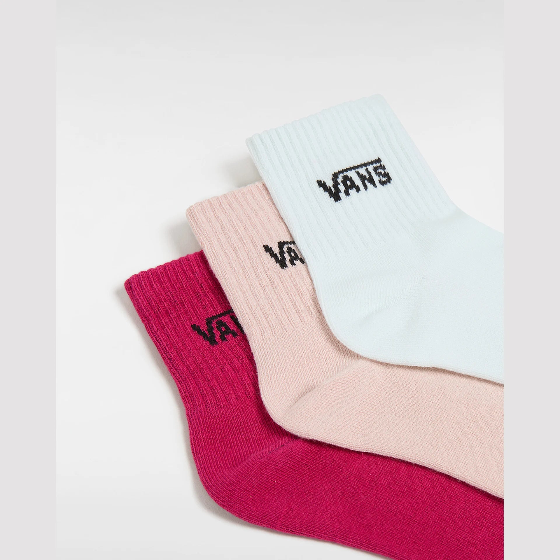 vans-classic-half-crew-sock-cherries-jubilee-vn00073ec9l1-3