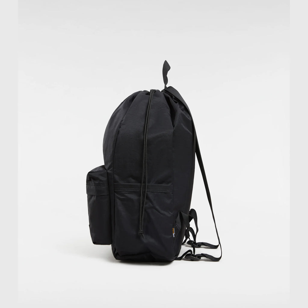 vans-old-skool-cinch-backpack-black-vn00082gblk1-4
