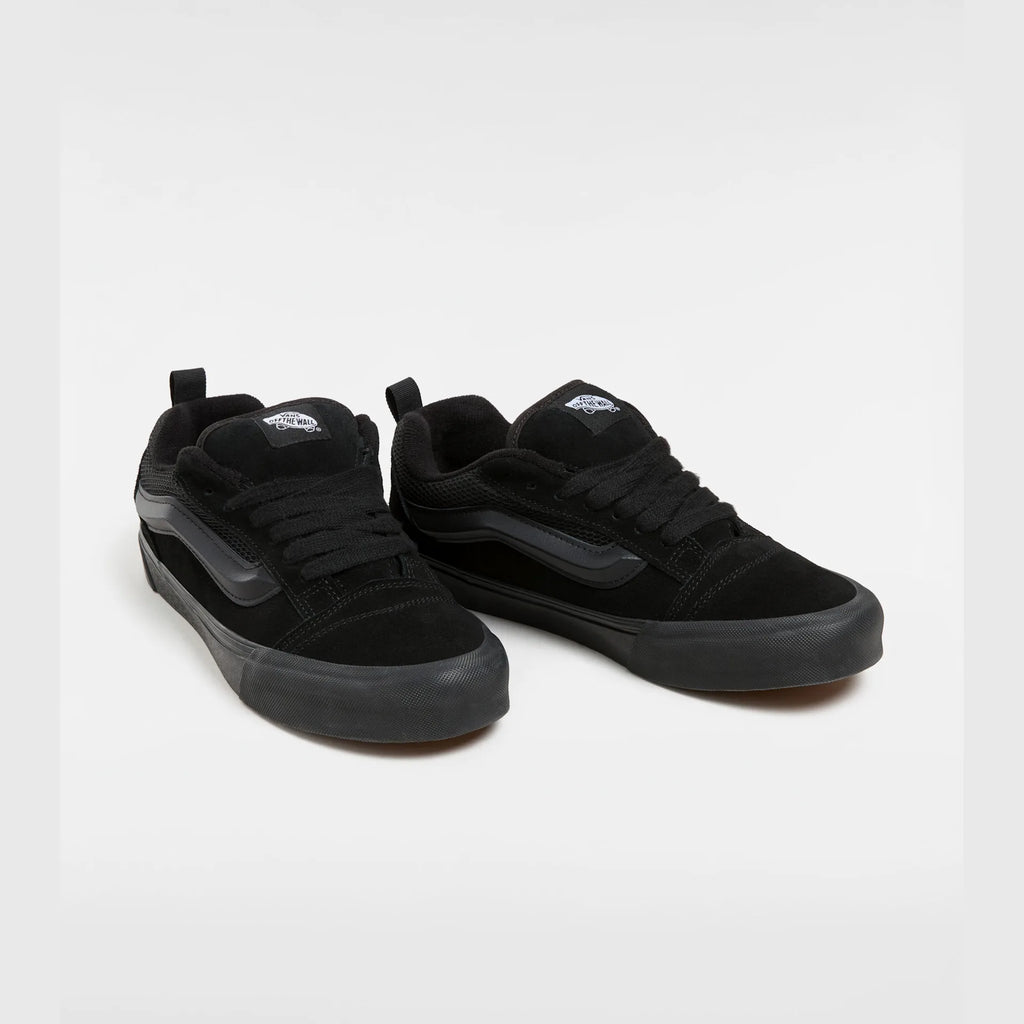 vans-knu-skool-black/black-vn0009qcbka1-2