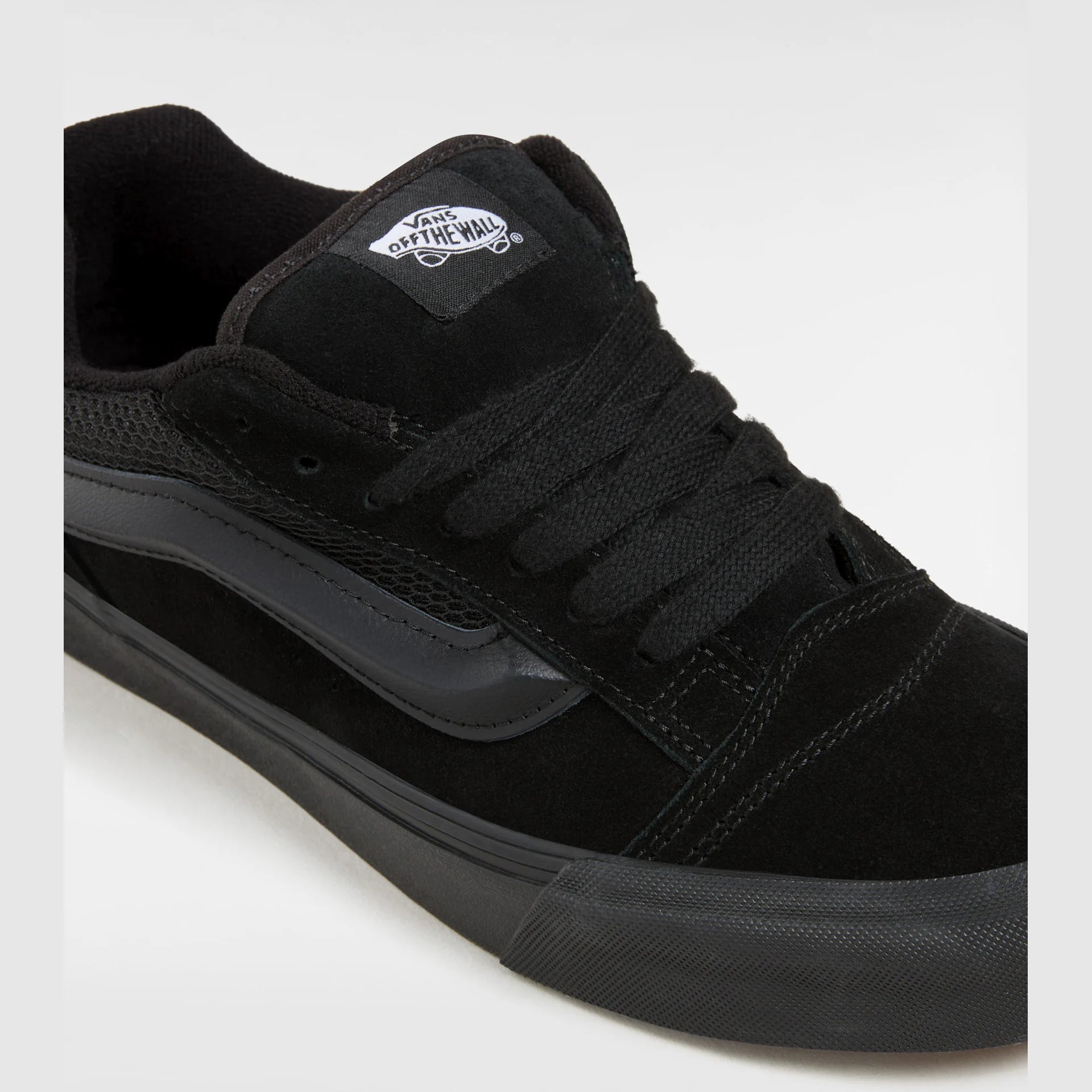 vans-knu-skool-black/black-vn0009qcbka1-4