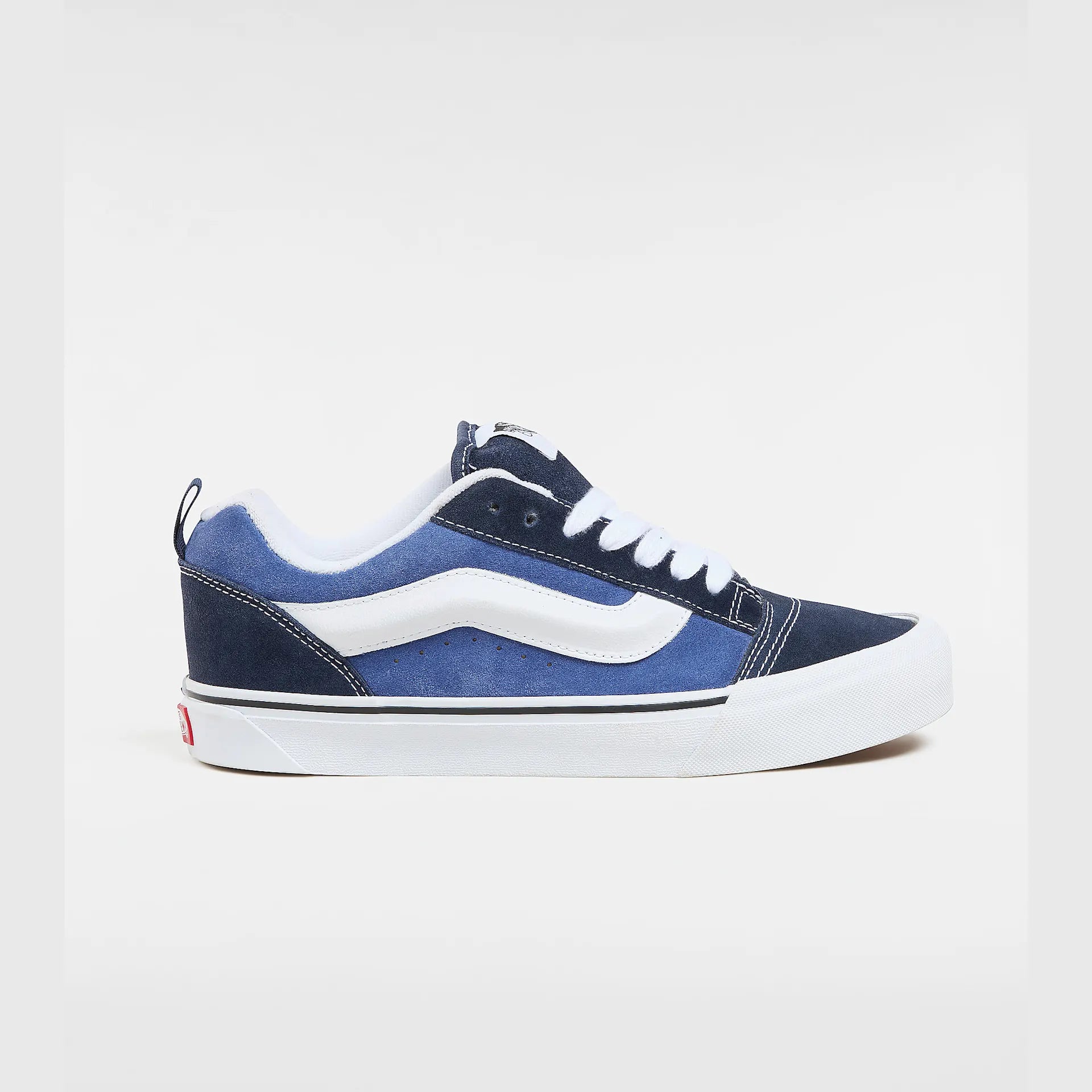 vans-knu-skool-navy/true-white-vn0009qcnwd1-1