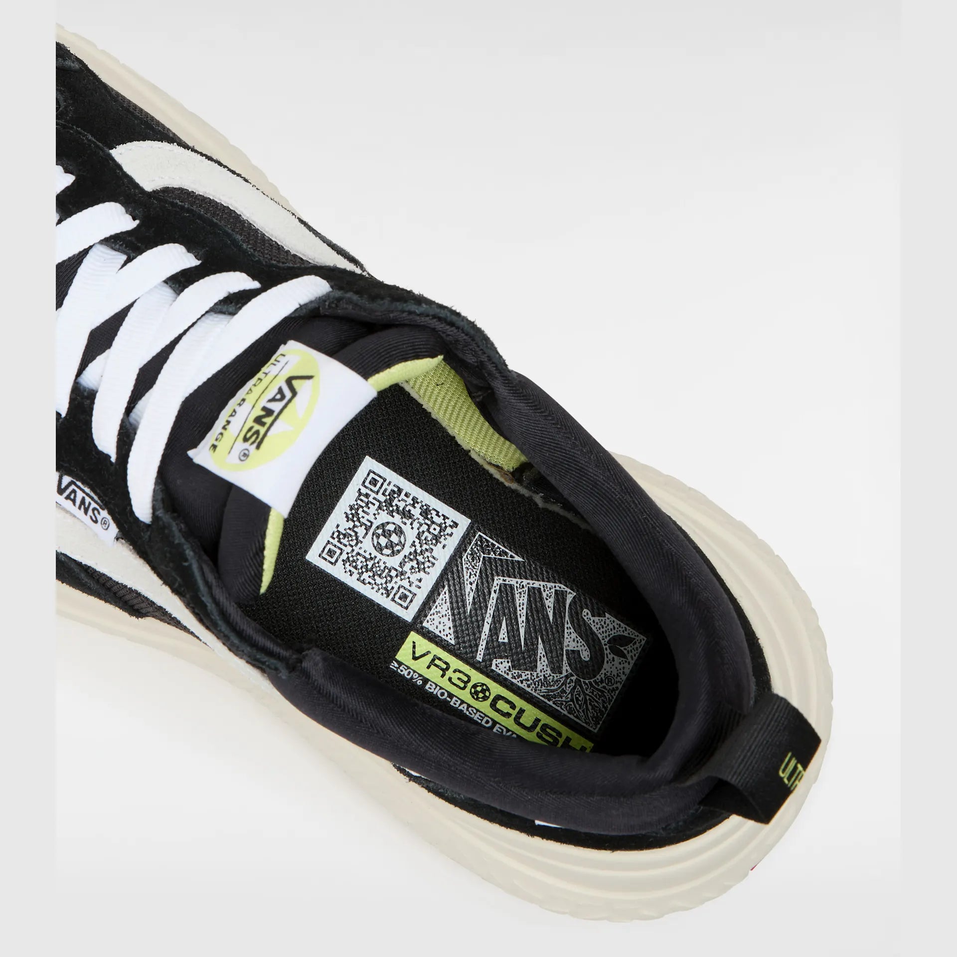 vans-mte-ultrarange-neo-vr3-black/white-vn000bceba21-7