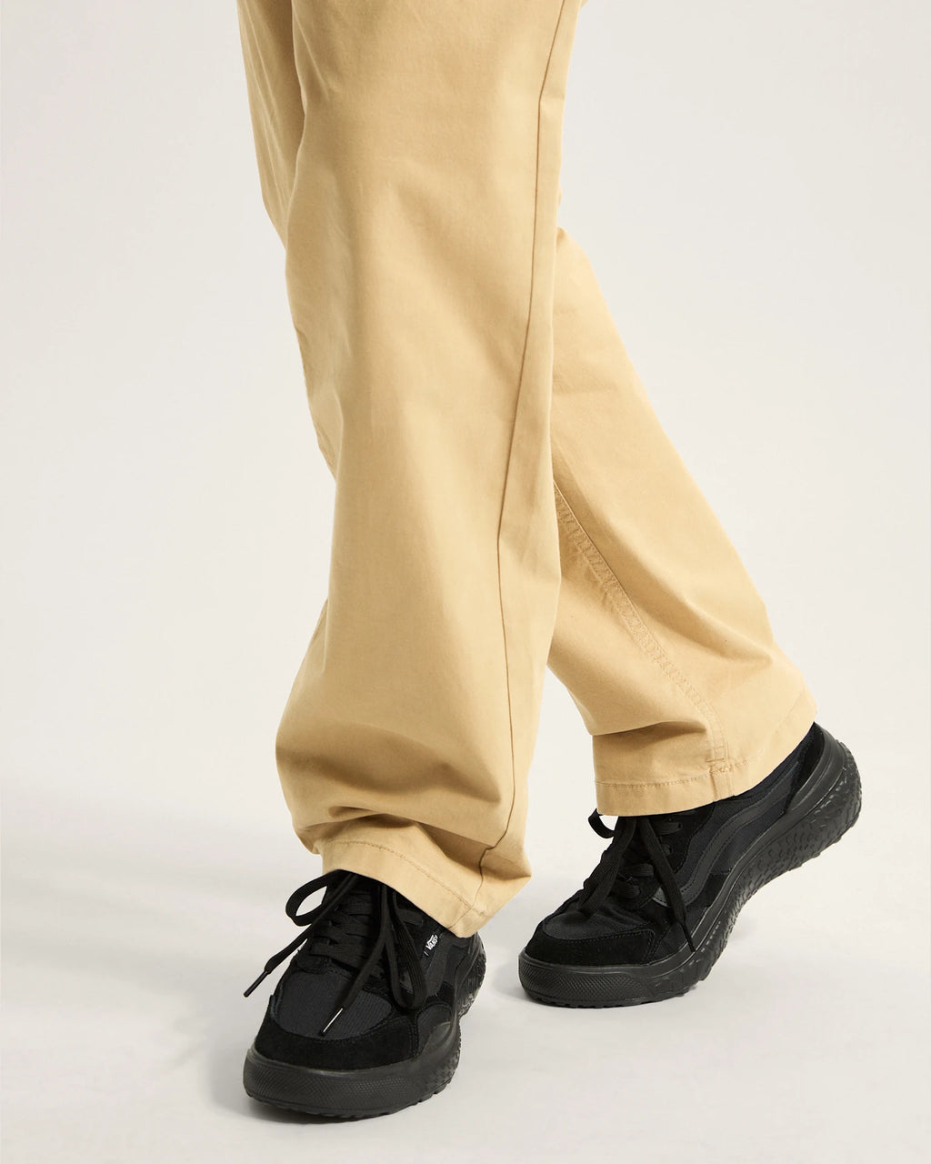 vans-mte-ultrarange-neo-vr3-black/black-vn000bcebka1-5