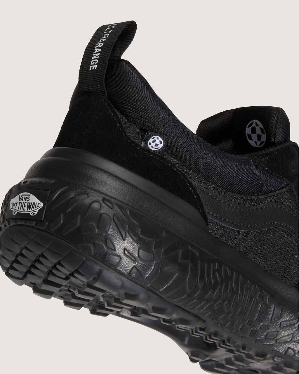 vans-mte-ultrarange-neo-vr3-black/black-vn000bcebka1-8