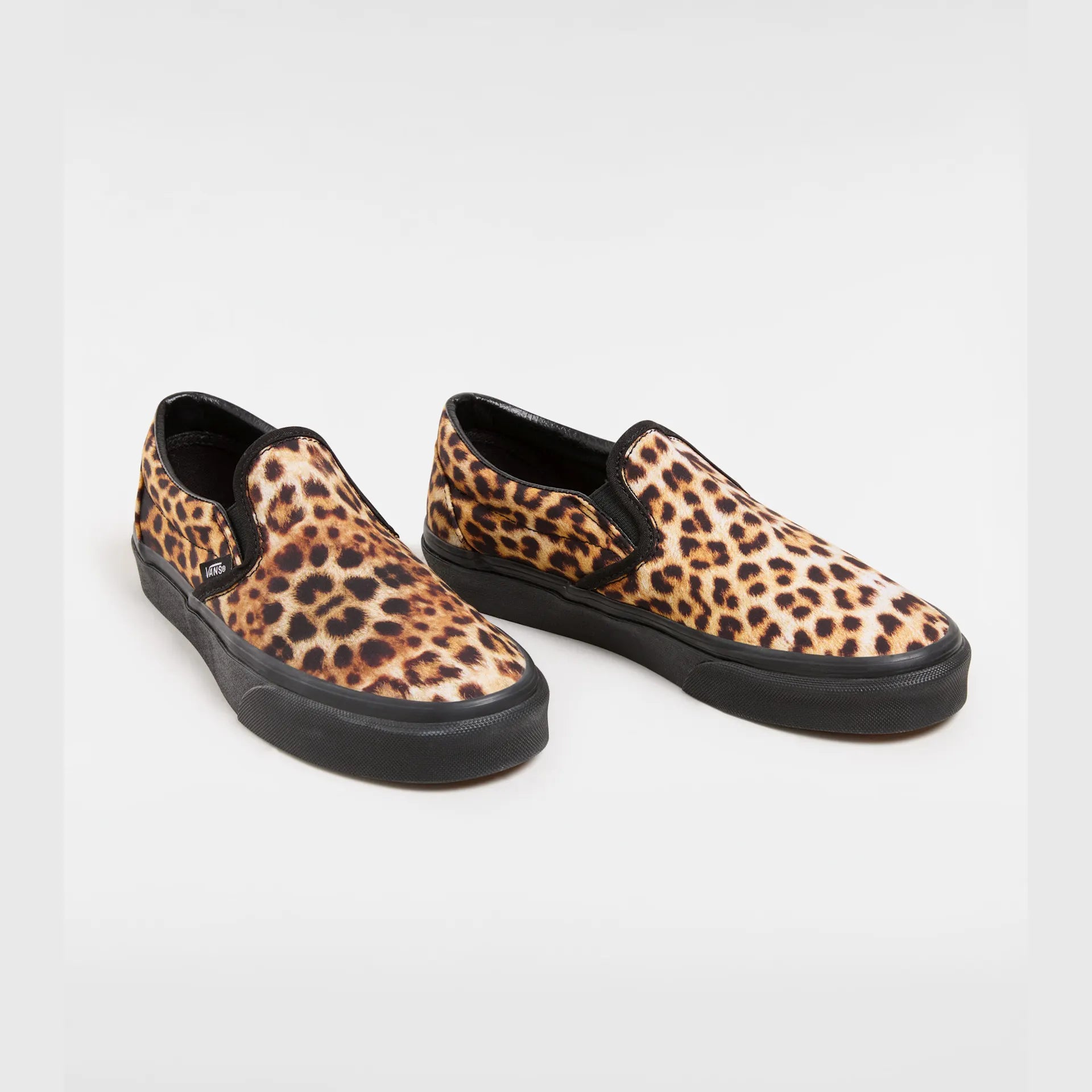 vans-classic-slip-on-90s-grunge-black-vn000bvzcji1-2