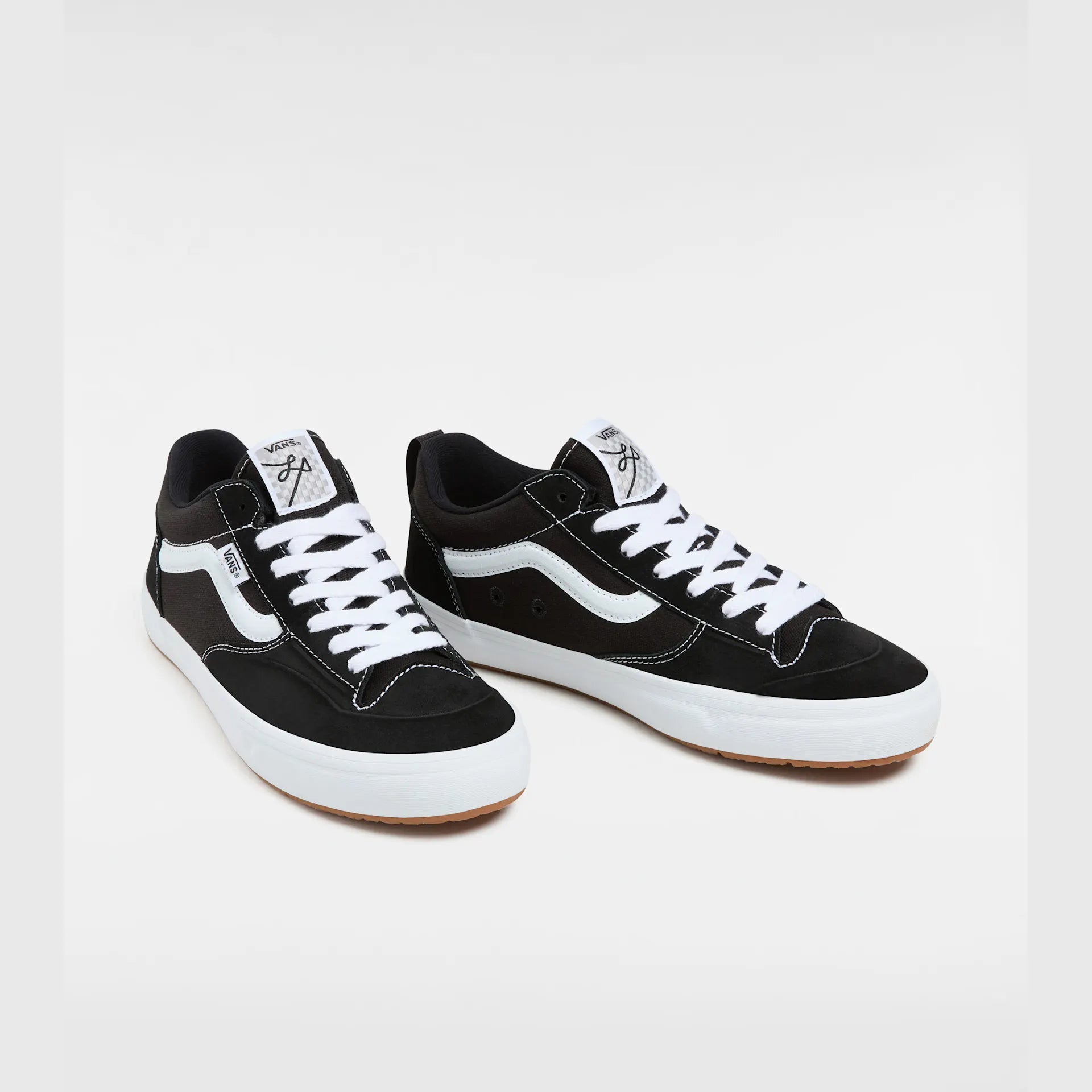 vans-skate-lizzie-low-black/white-vn000cbtba21-2