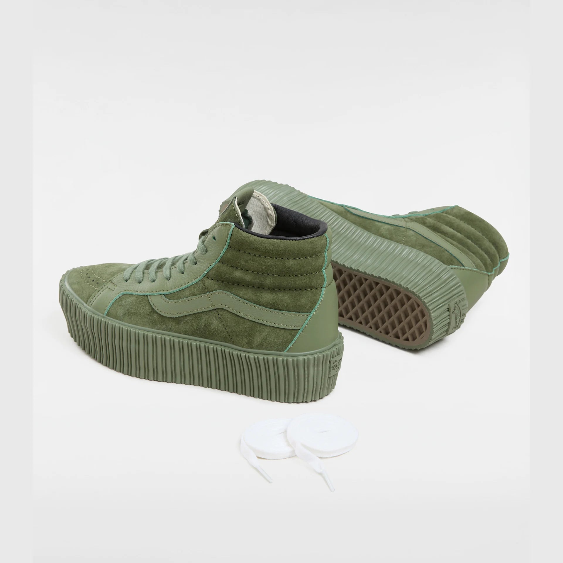 vans-sk8-hi-reissue-38-platform-lx-suede/leather-army-vn000cnfarm1-3