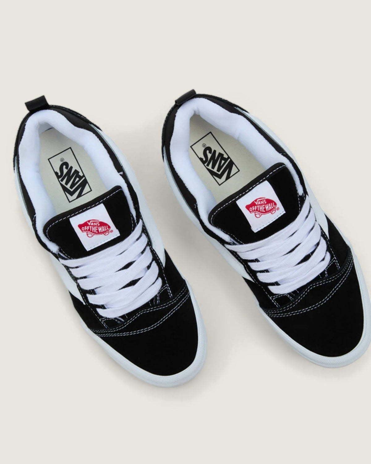 VANS Knu Stack Black/True White Cipő - 9