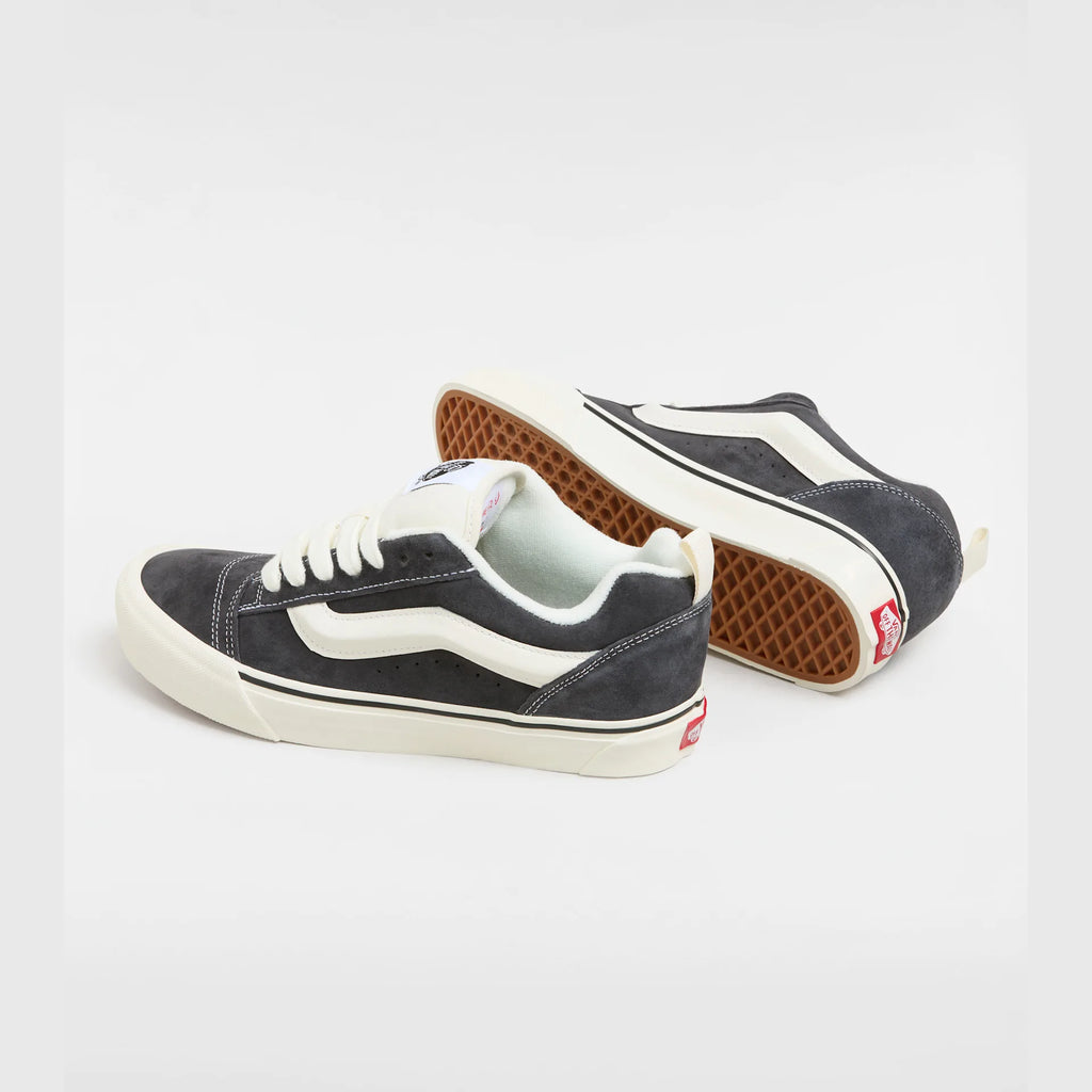 vans-knu-skool-pig-suede-gray-vn000cs0bgf1-3