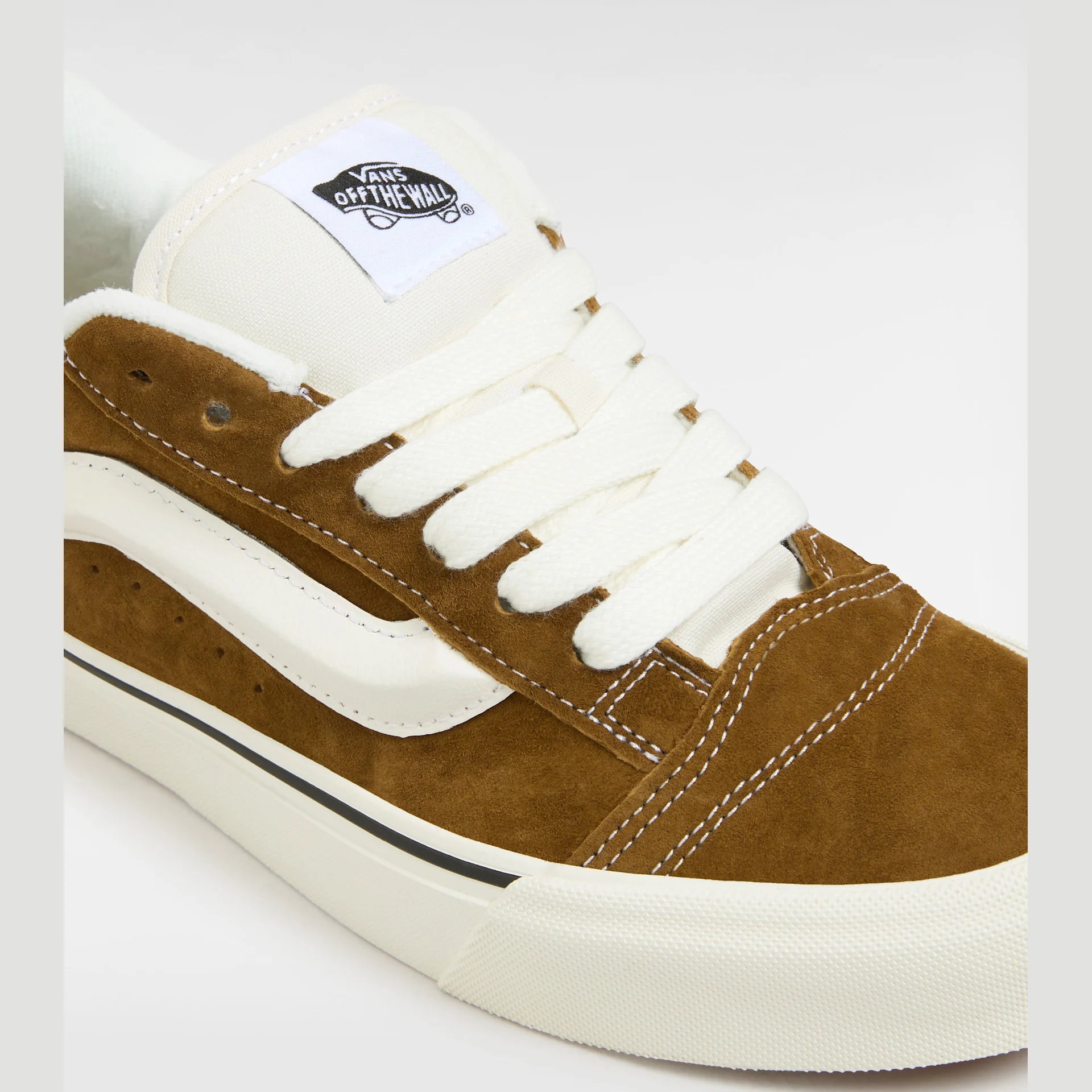 vans-knu-skool-pig-suede-brown-vn000cs0bro1-4