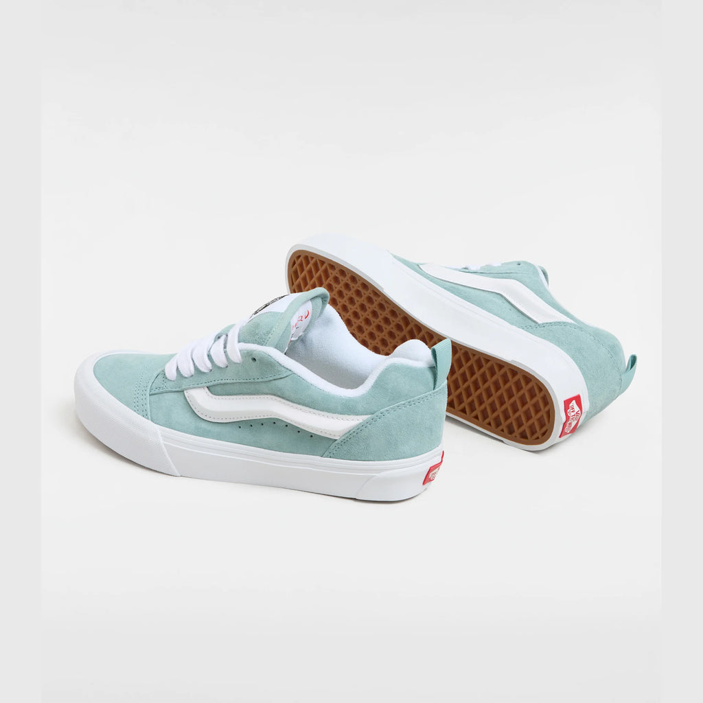 vans-knu-skool-pig-suede-gray-mist-vn000cs0m8i1-3