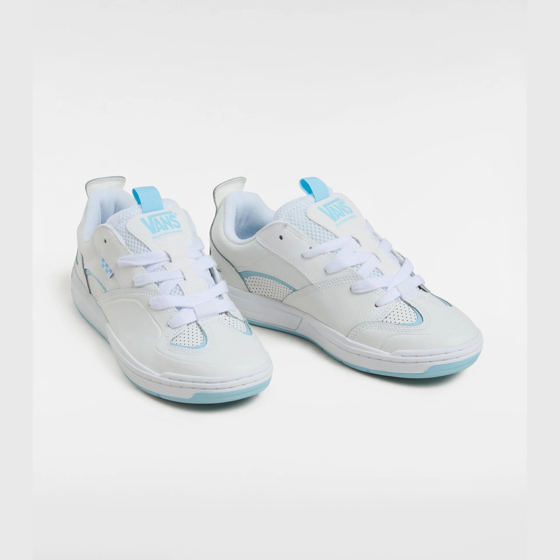 vans-skate-mixxa-white/baby-blue-vn000cuyyf71-2