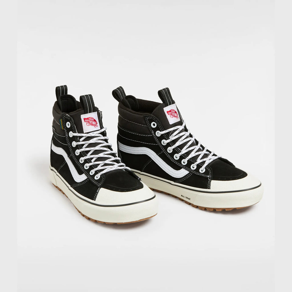 vans-mte-sk8-hi-waterproof-black/true-white-vn000cvt6bt1-2