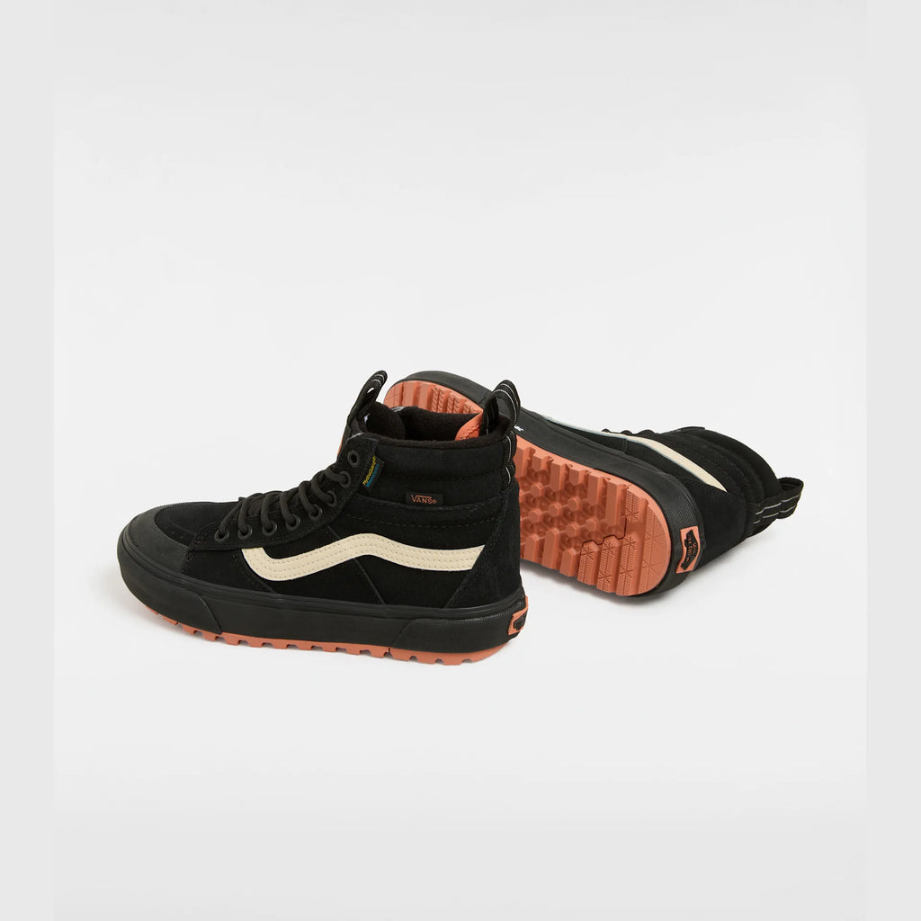 vans-mte-sk8-hi-waterproof-black-vn000cvtblk1-3