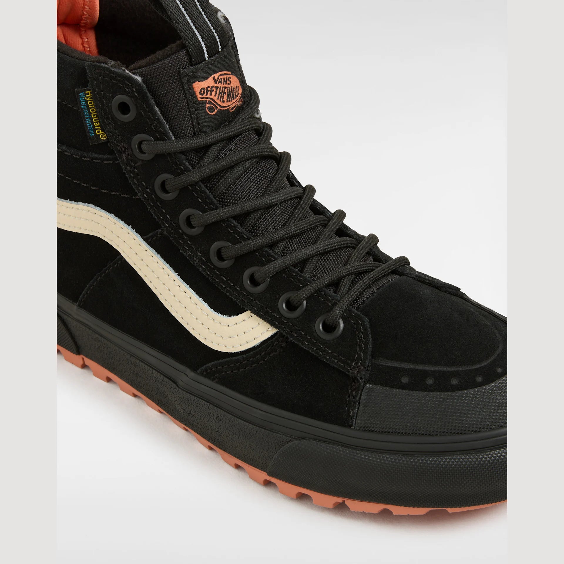 vans-mte-sk8-hi-waterproof-black-vn000cvtblk1-4