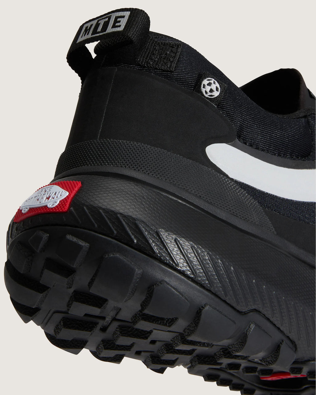 VANS Crosspath REFLECTIVE Black Cipő VN000CVUBLK1 - 9