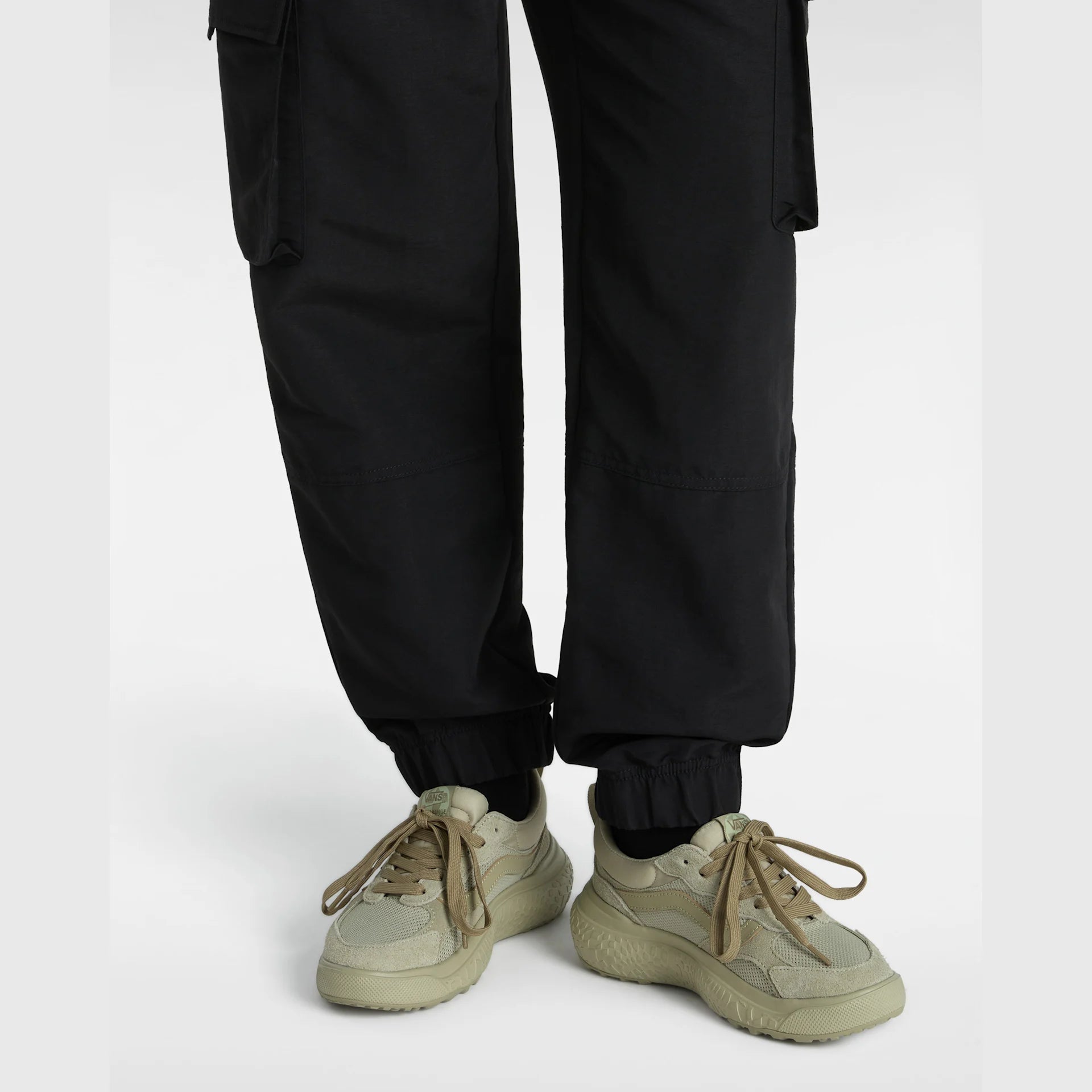 vans-mte-ultrarange-neo-vr3-mono-sage-vn000cwesag1-5