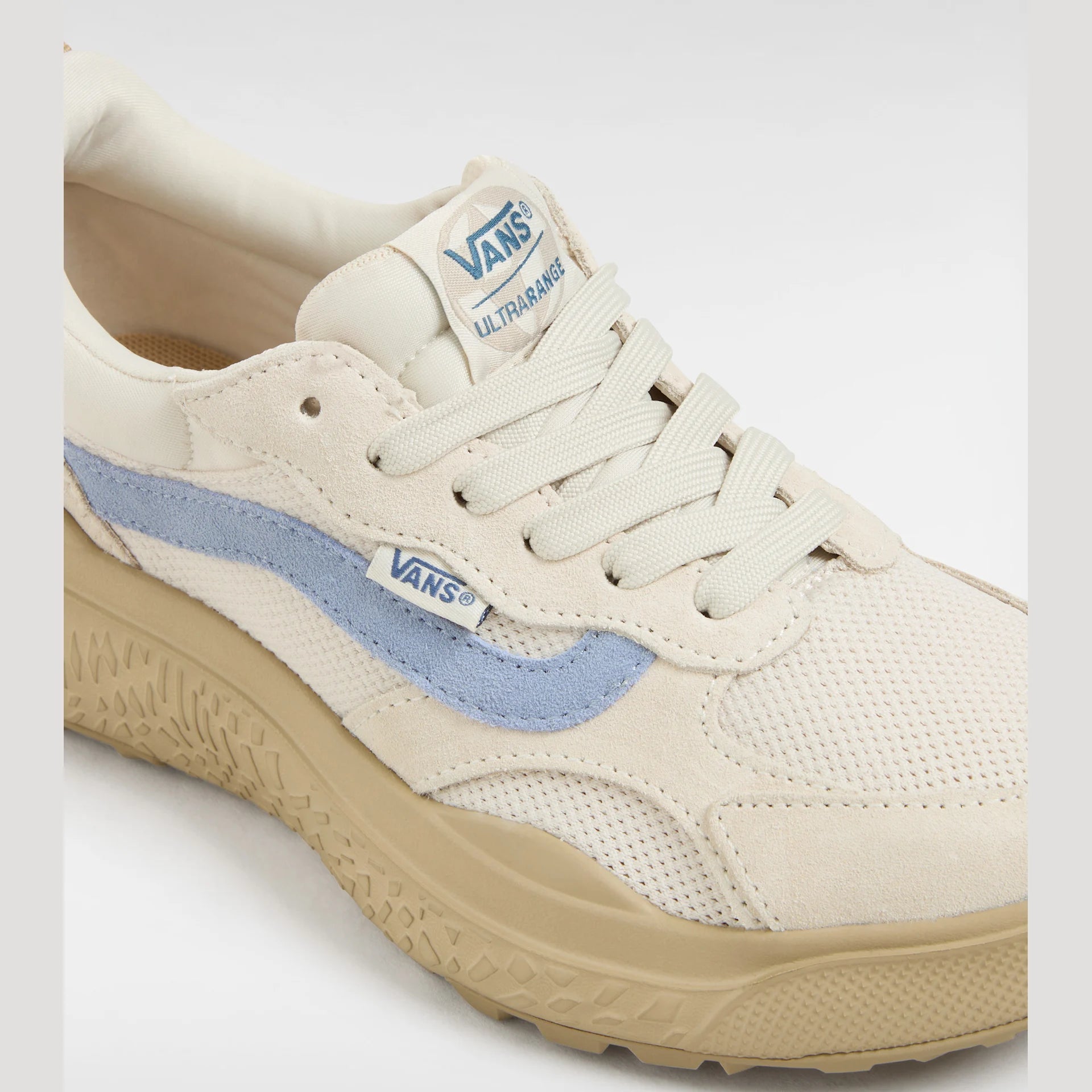 vans-mte-ultrarange-neo-vr3-white/blue-vn000cwez5d1-4