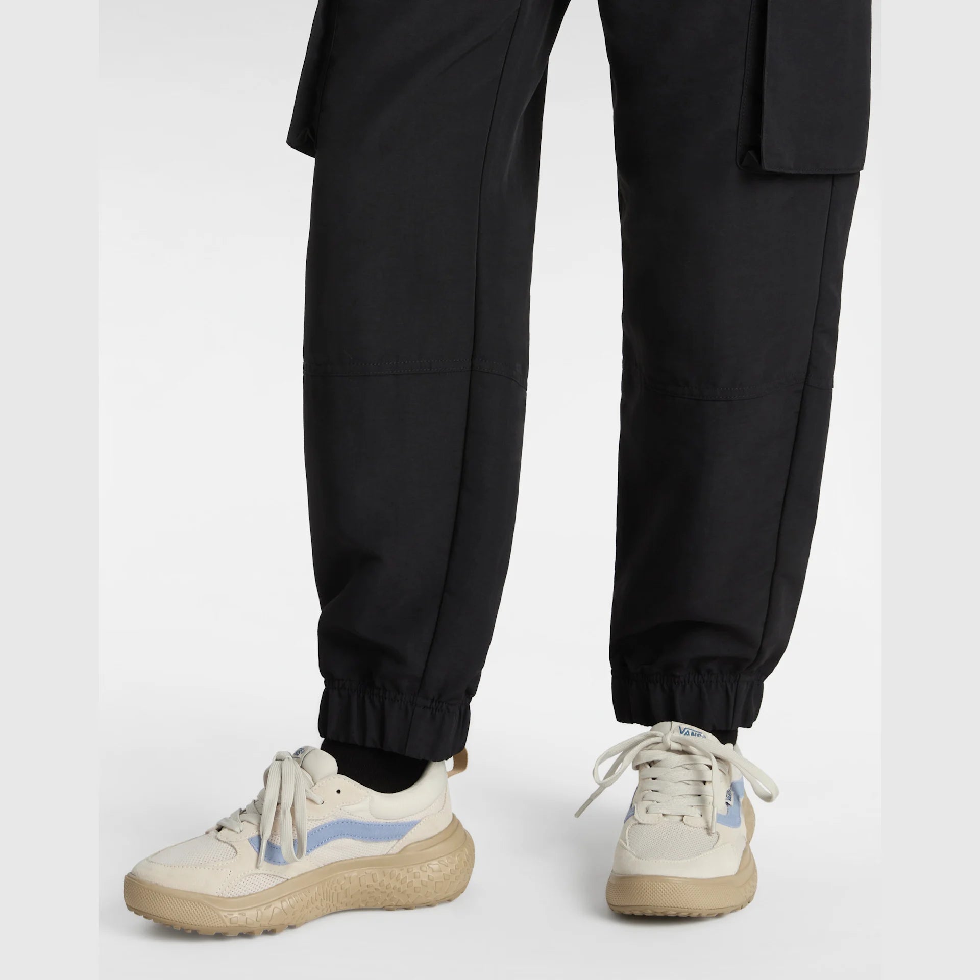 vans-mte-ultrarange-neo-vr3-white/blue-vn000cwez5d1-5