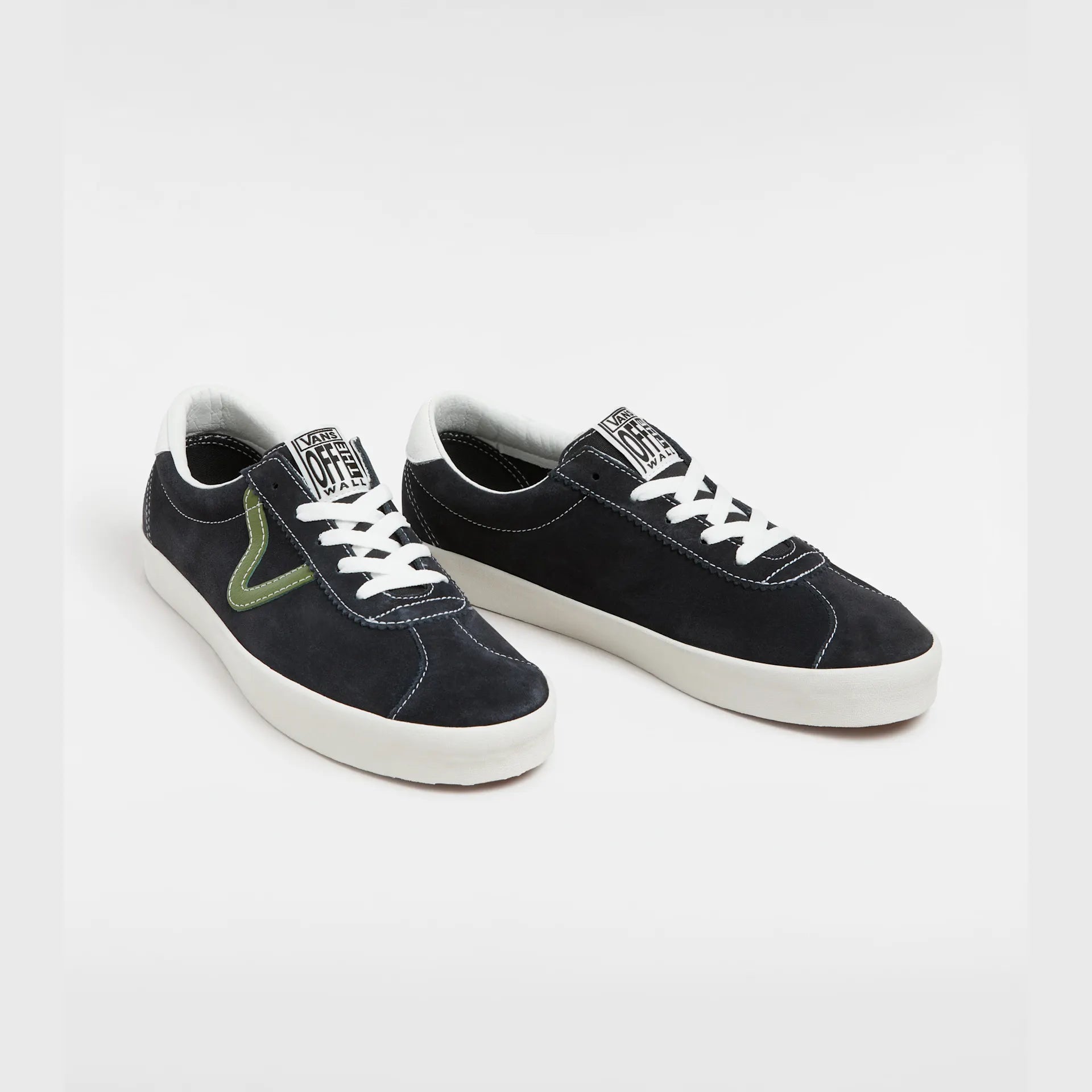 vans-sport-low-2-tone-suede-phantom-vn000d096rj1-2