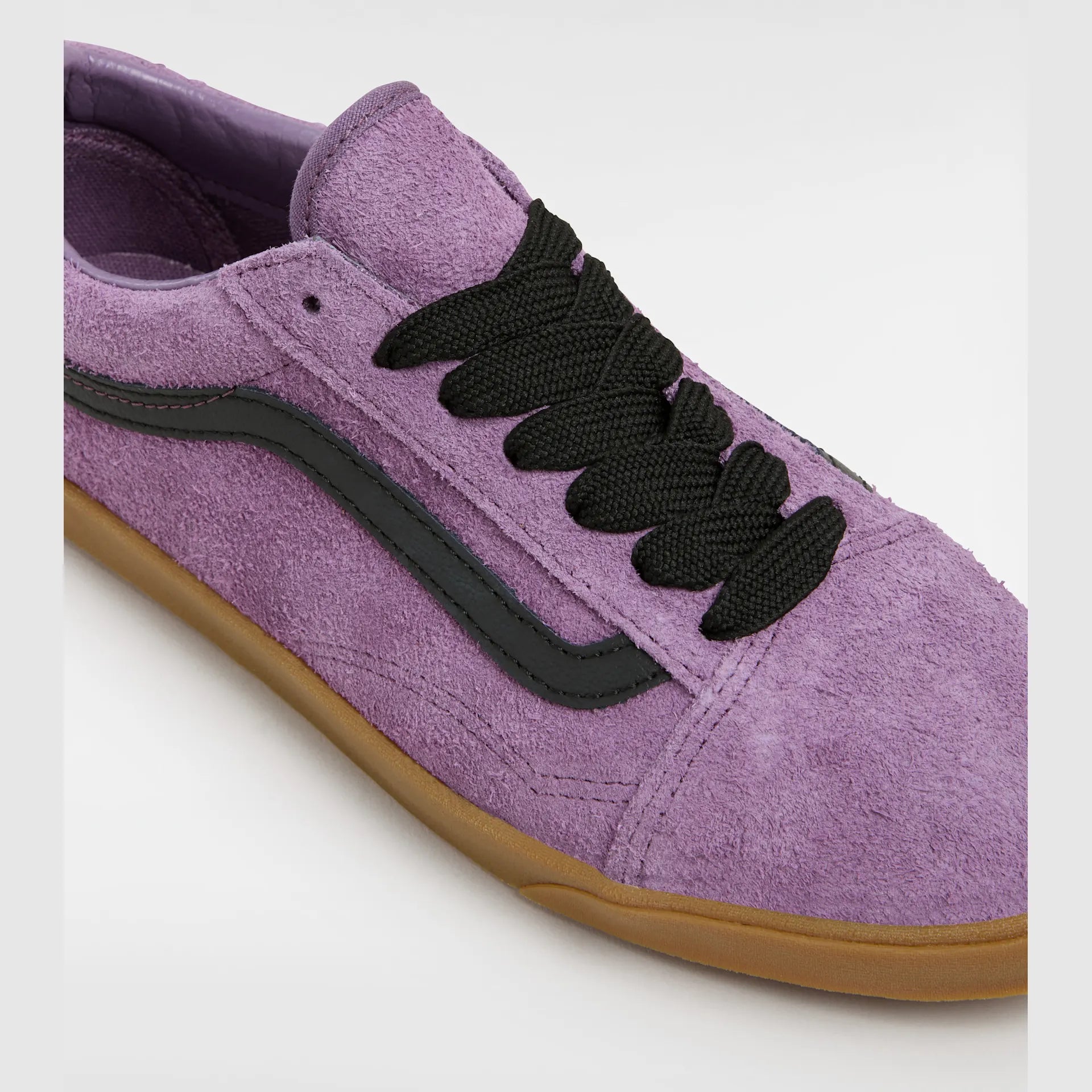 vans-old-skool-lowpro-hairy-suede-grape-jam-vn000d0ecif1-4