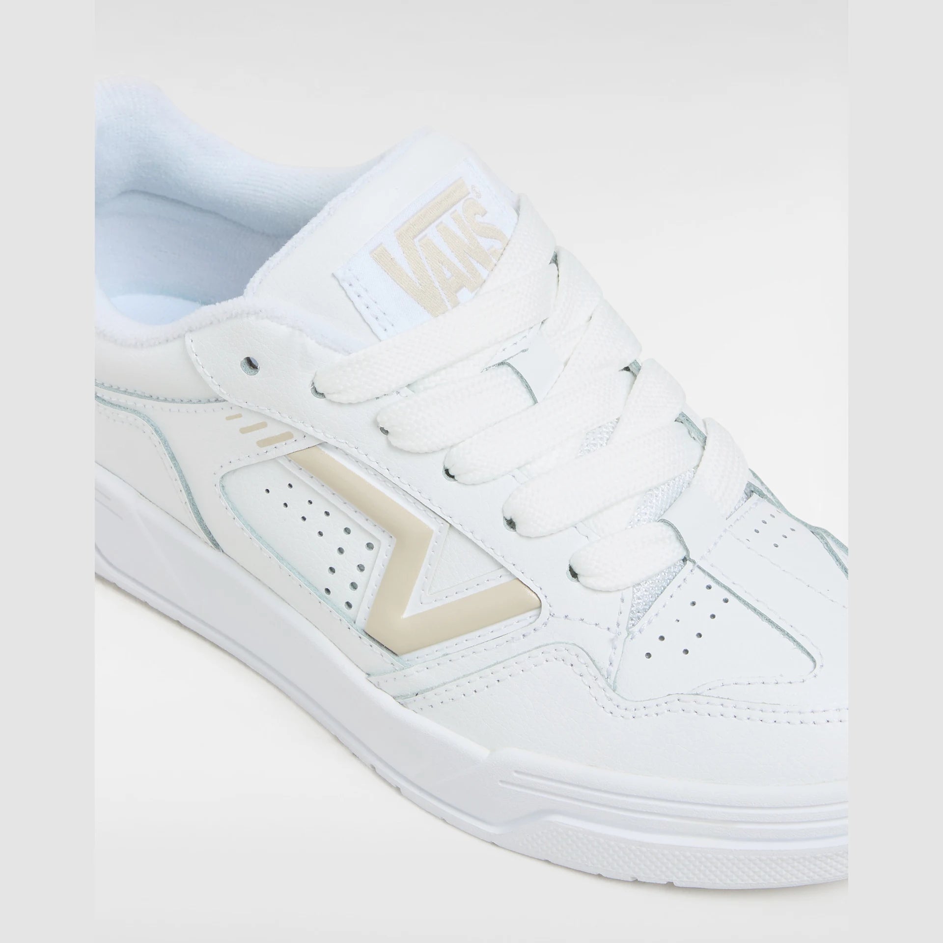 vans-upland-true-white/french-oak-vn000d1he4d1-4