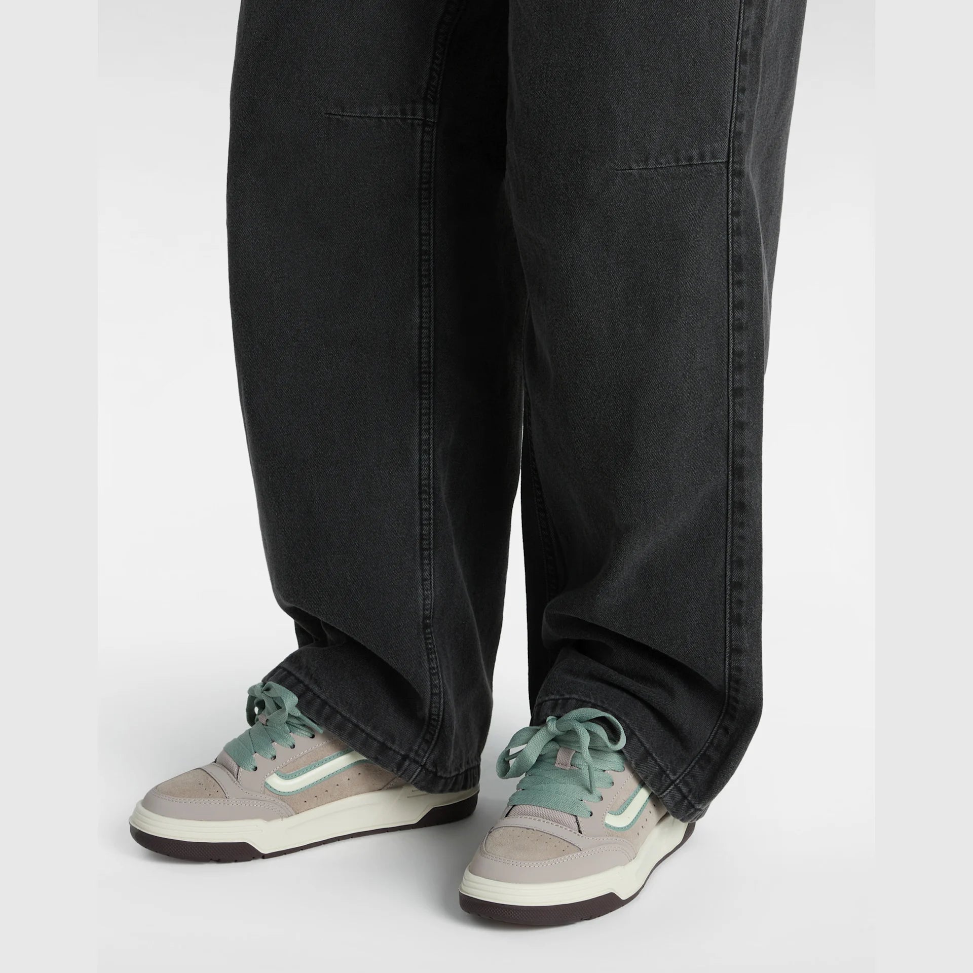 vans-hylane-atmosphere-vn000d1jhcz1-5
