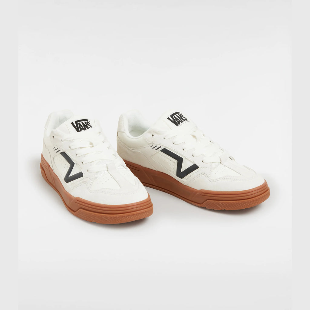 vans-upland-suede-marshmallow/gum-vn000d25ovm1-2