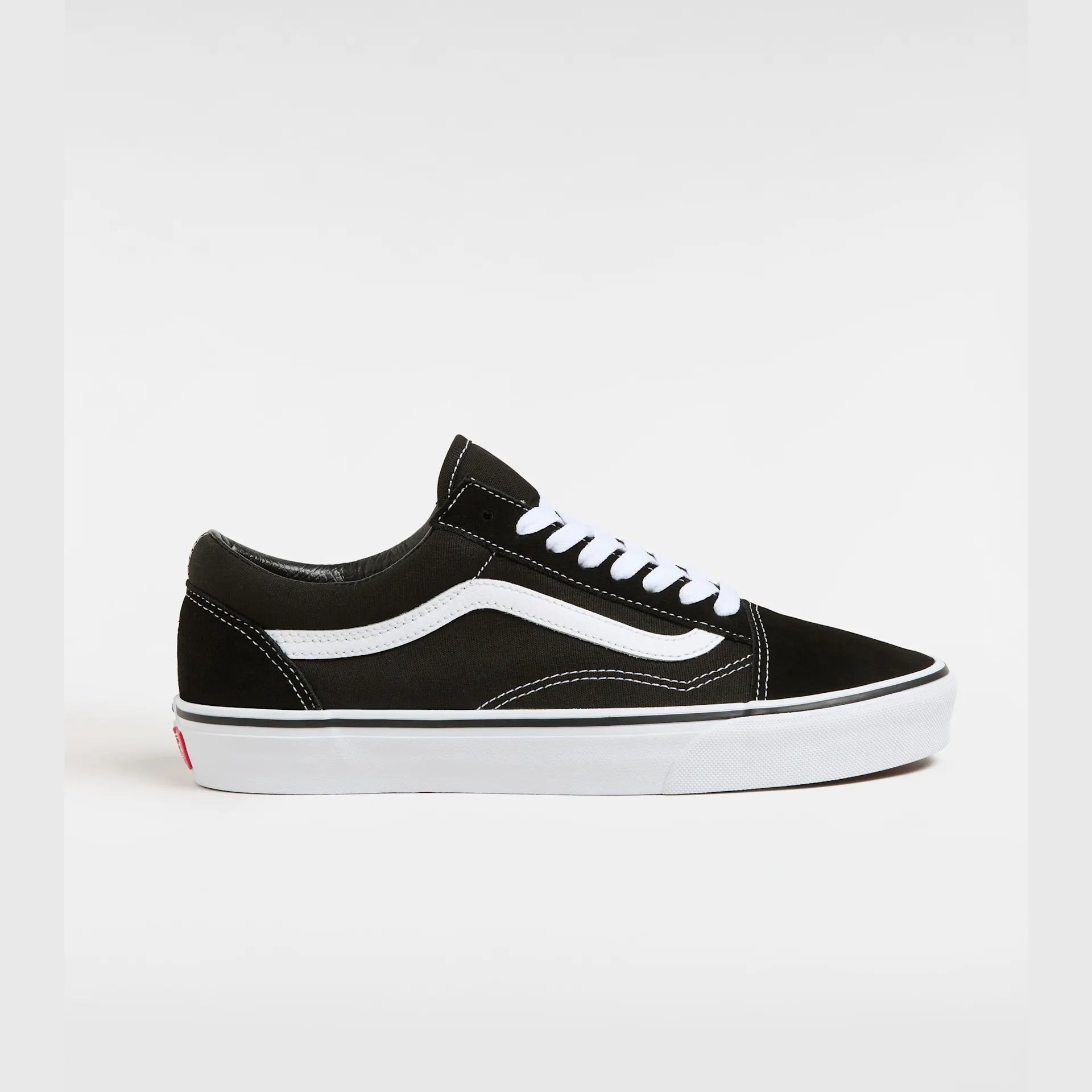 vans-ua-old-skool-black/white-vn000d3hy281-1
