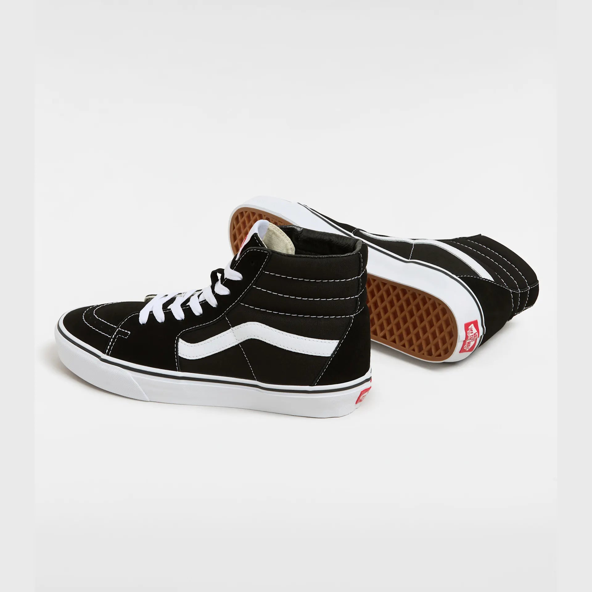 vans-ua-sk8-hi-black/black/white-vn000d5ib8c1-3