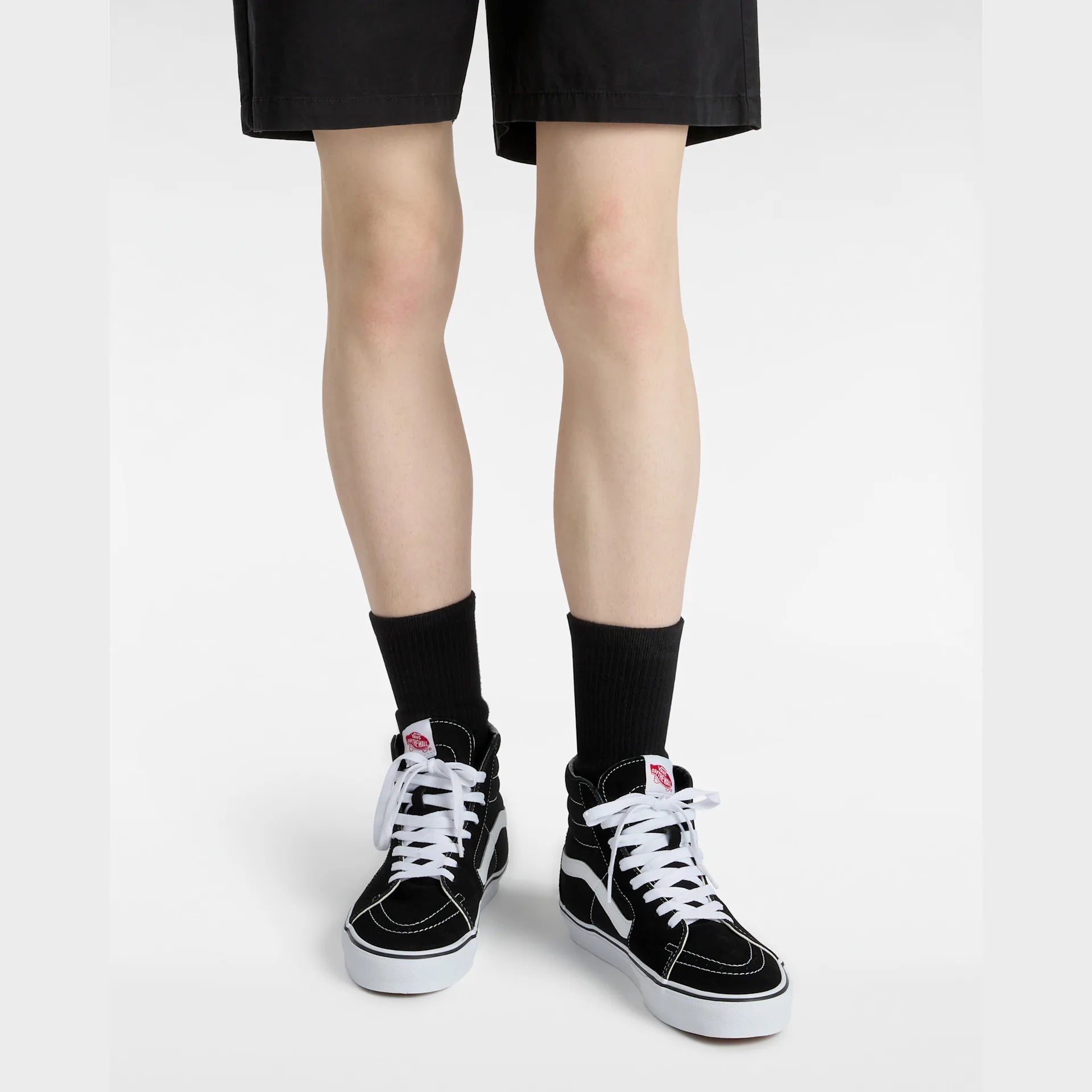 vans-ua-sk8-hi-black/black/white-vn000d5ib8c1-5