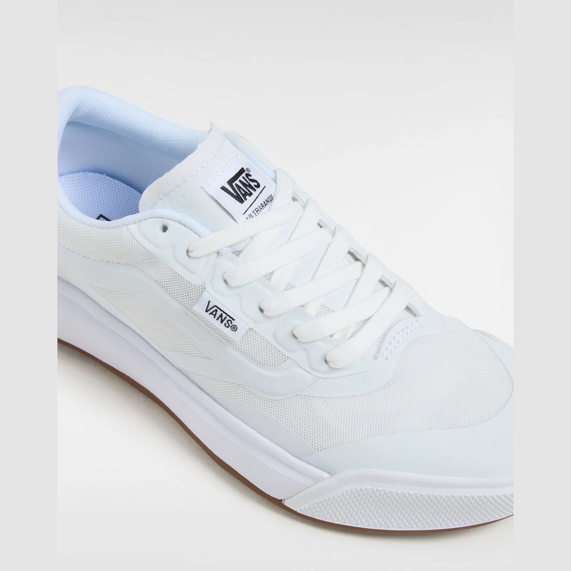 vans-mte-ultrarange-2.0-rw-true-white-vn000d60w001-4