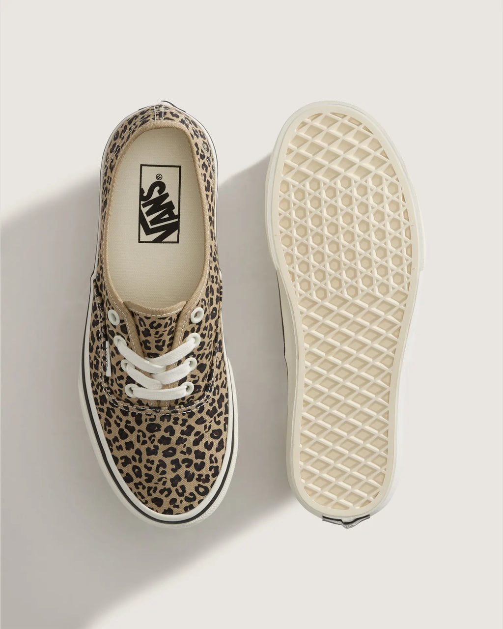 vans-authentic-black/leopard-vn000d6gyy61-3