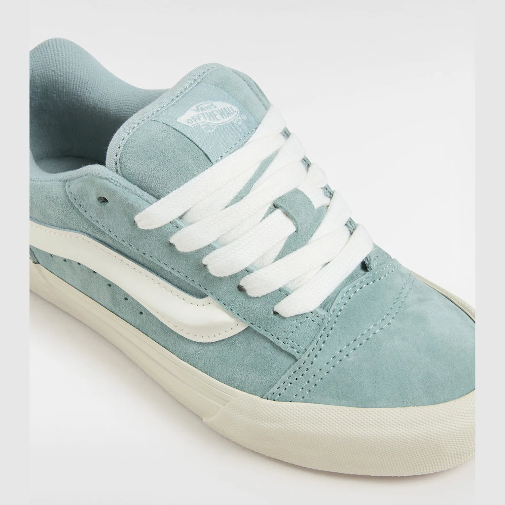 vans-knu-skool-pig-suede-puritan-gray-vn000d6zttn1-4