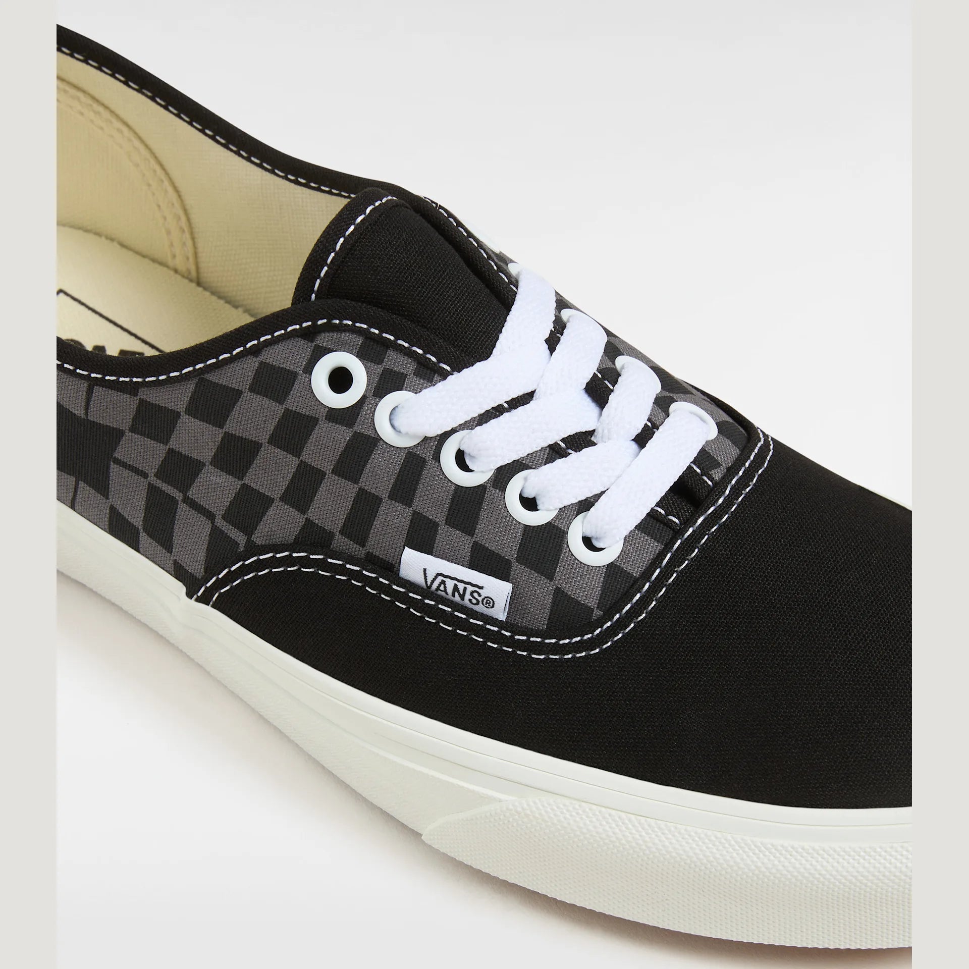 vans-authentic-warp-check-black-vn000d7yblk1-4